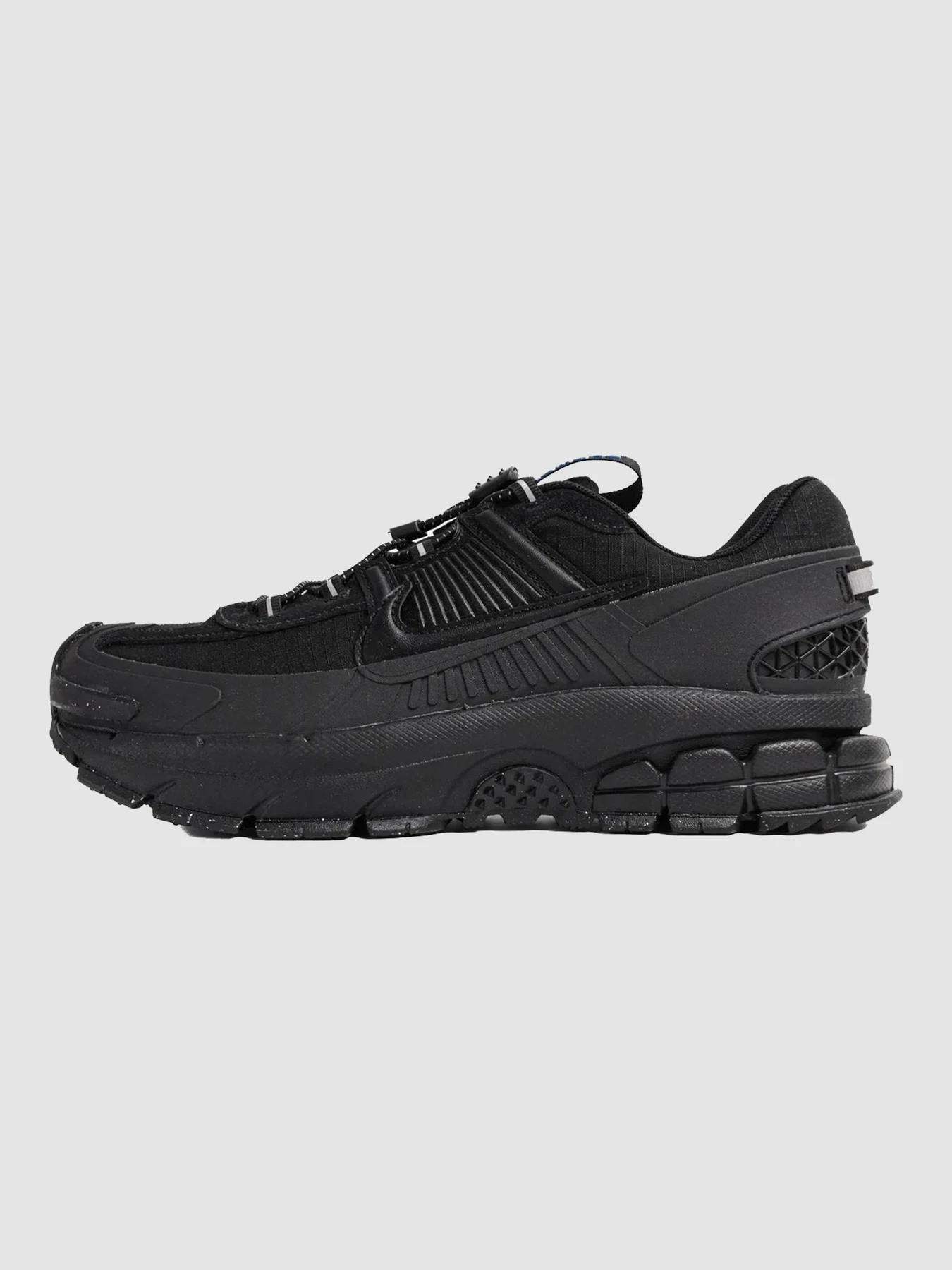 Кроссовки NIKE Zoom Vomero Roam модель FV2295-002 Кроссовки NIKE Zoom Vomero Roam модель FV2295-002 Фото