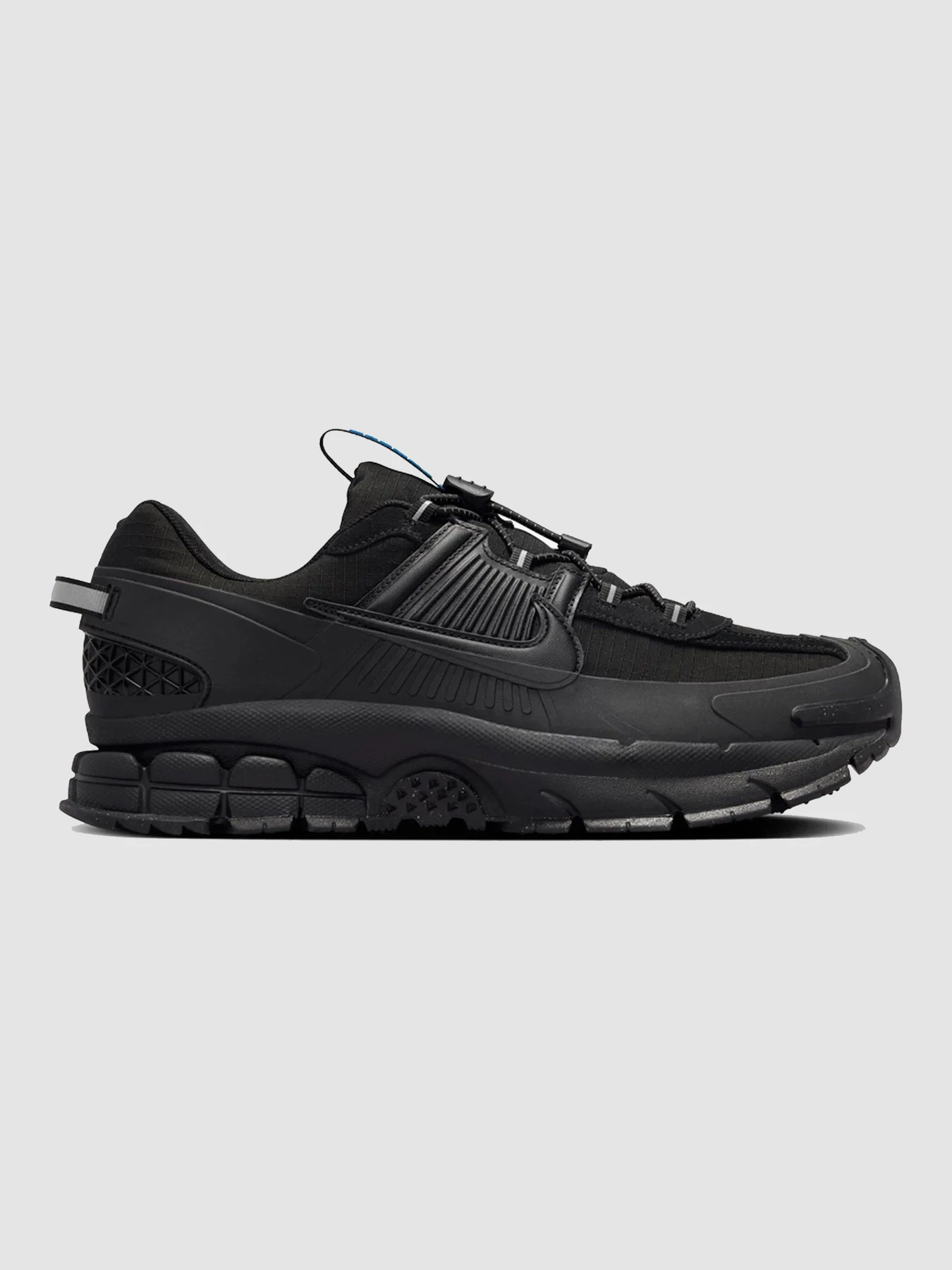 Кроссовки NIKE Zoom Vomero Roam модель FV2295-002 Кроссовки NIKE Zoom Vomero Roam модель FV2295-002 Фото