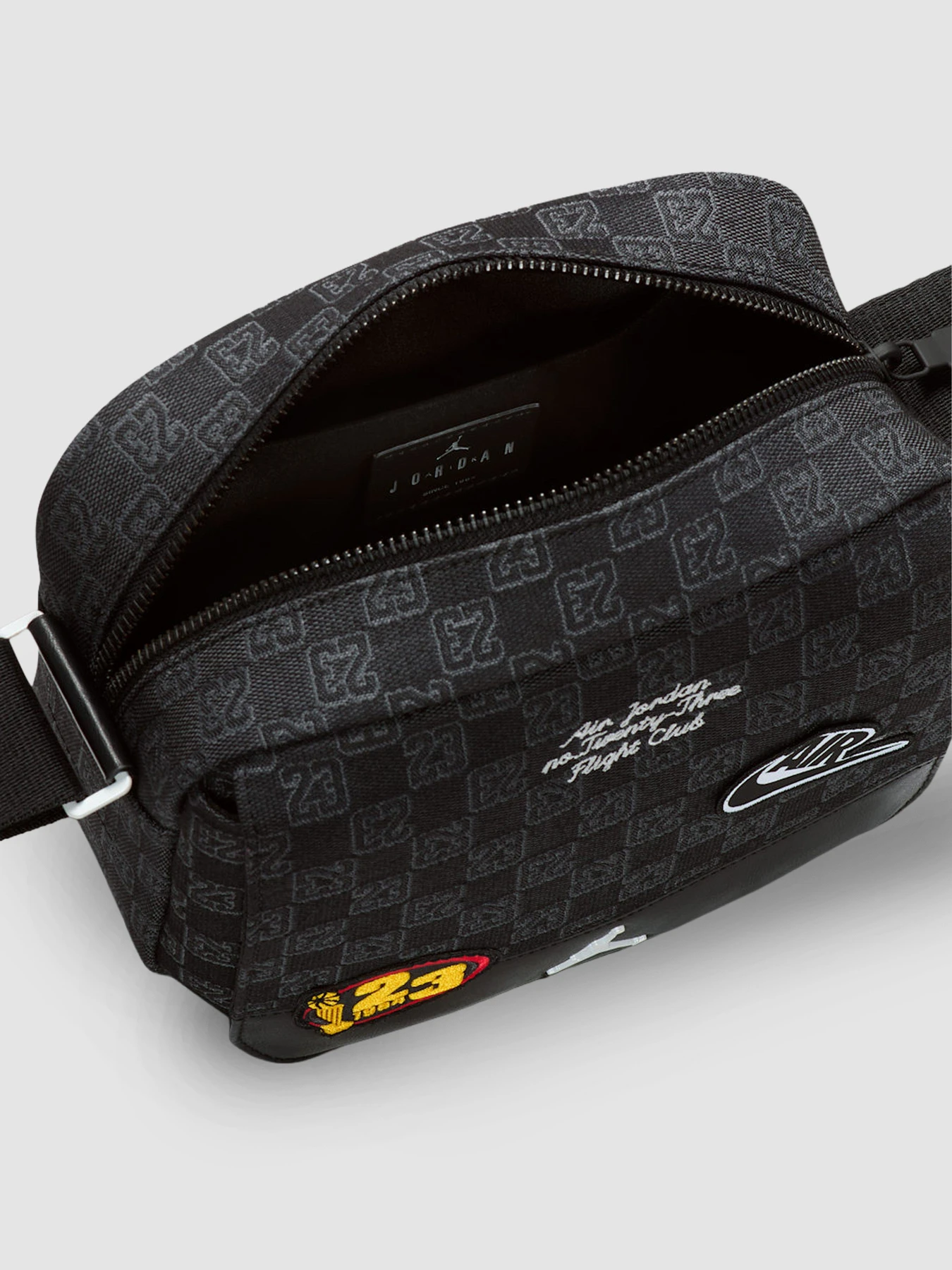 Сумки Jordan Сумка через плече Jordan Monogram Messenger Bag (3.6L) (MA9156-023) модель MA9156-023 Сумки Jordan Сумка через плече Jordan Monogram Messenger Bag (3.6L) (MA9156-023) модель MA9156-023 Фото