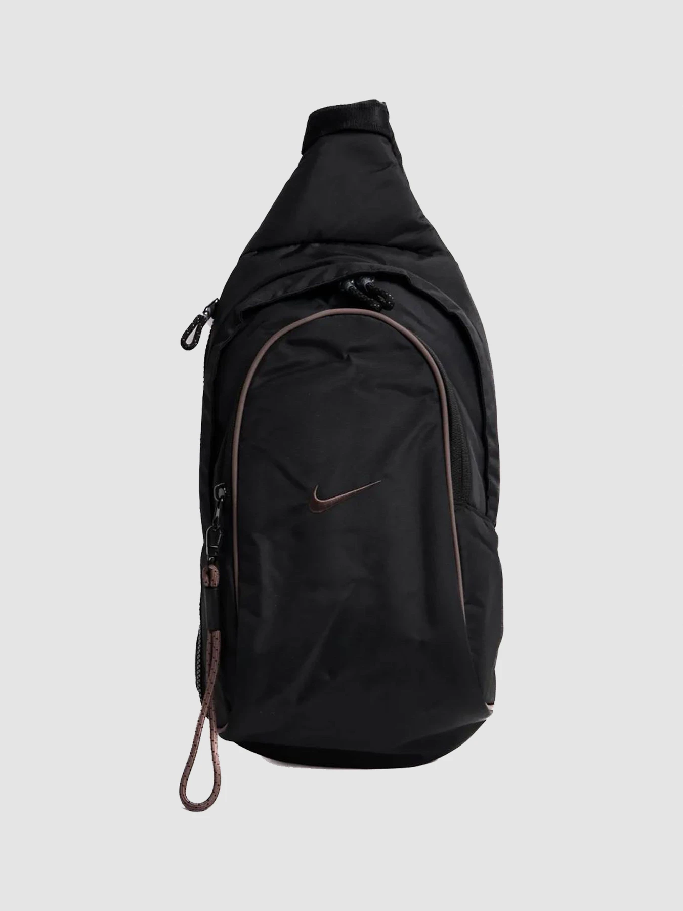 Рюкзаки NIKE Nsw Essentials Sling Bag модель DJ9796-010 Фото