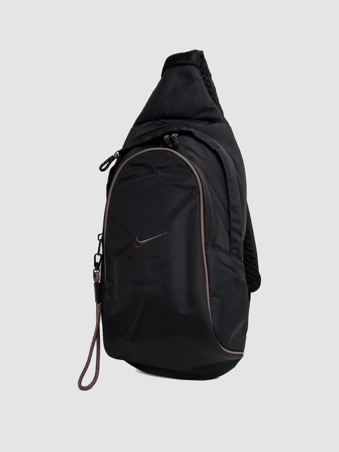 Рюкзаки NIKE Nsw Essentials Sling Bag модель DJ9796-010 Фото