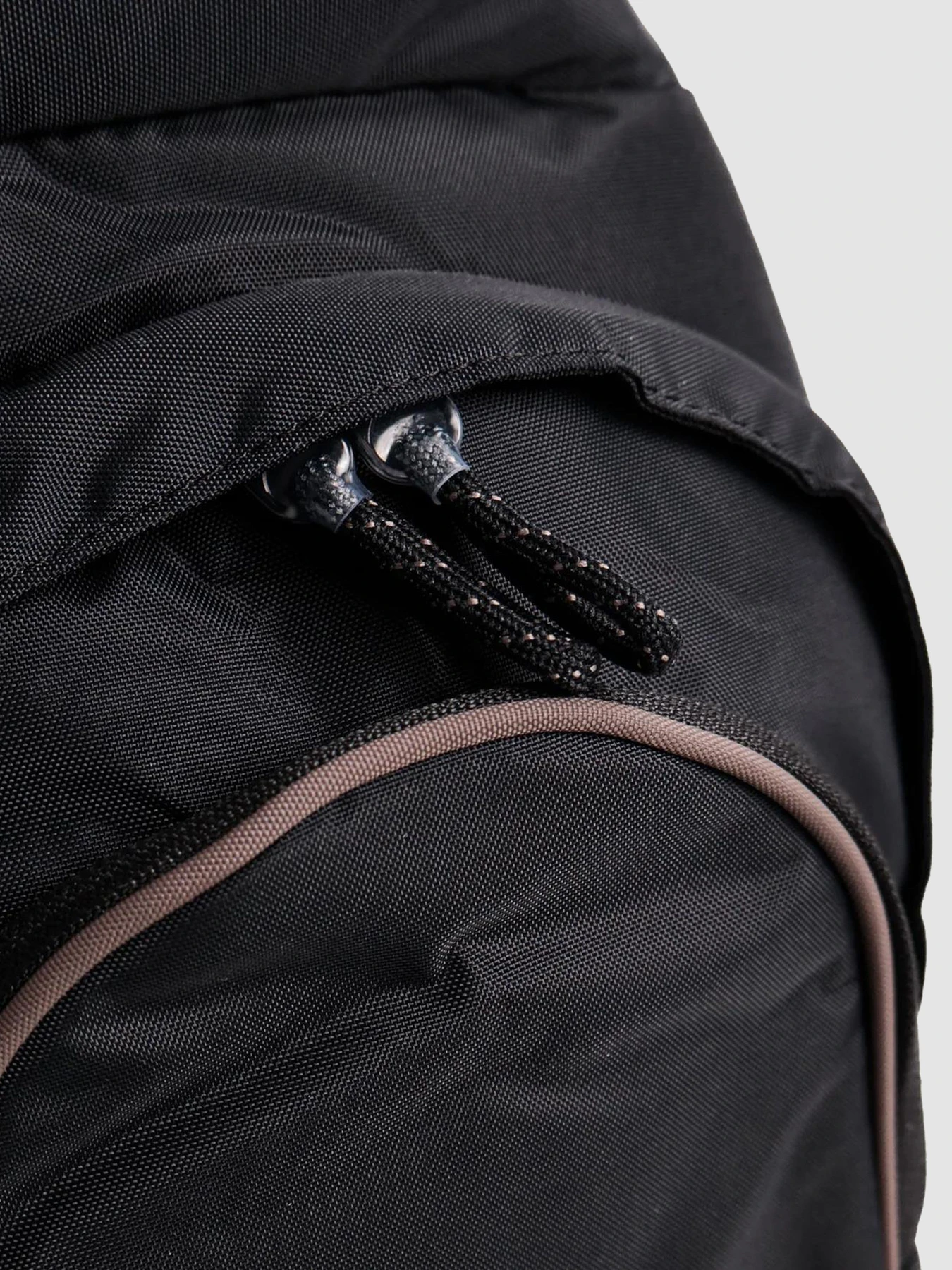 Рюкзаки NIKE Nsw Essentials Sling Bag модель DJ9796-010 Фото