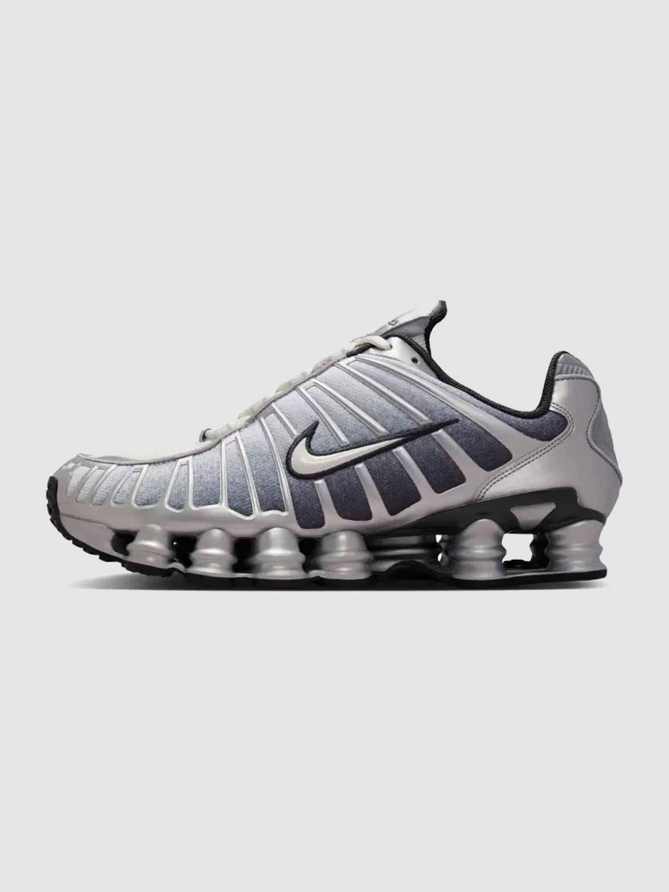 Кросівки NIKE Shox Tl Print Metallic Silver модель IH4466-095 Фото