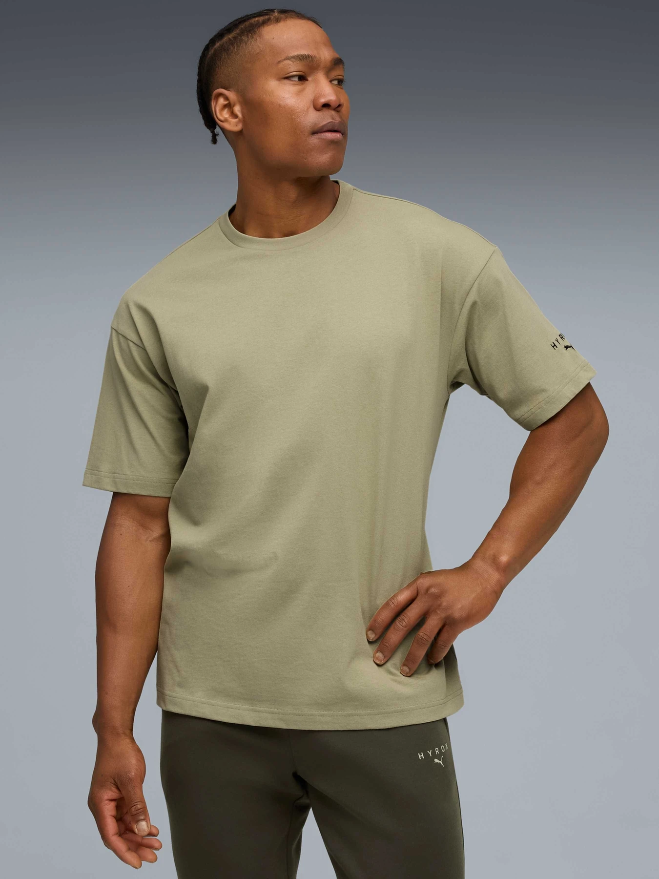 Футболки и поло PUMA Hyrox M City Lifestyle Tee модель 528131 Футболки и поло PUMA Hyrox M City Lifestyle Tee модель 528131 Фото