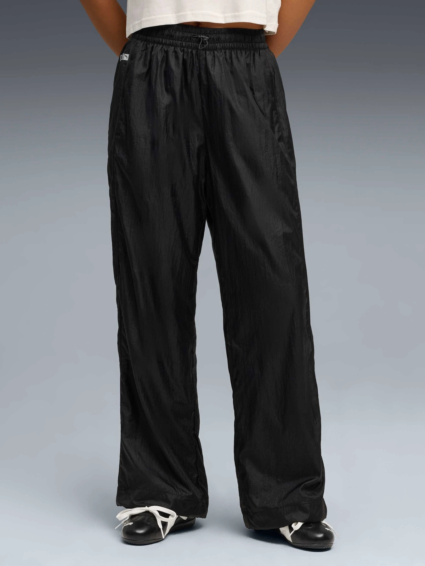 Брюки PUMA x Rosé T7 Track Pants модель 633796 Брюки PUMA x Rosé T7 Track Pants модель 633796 Фото