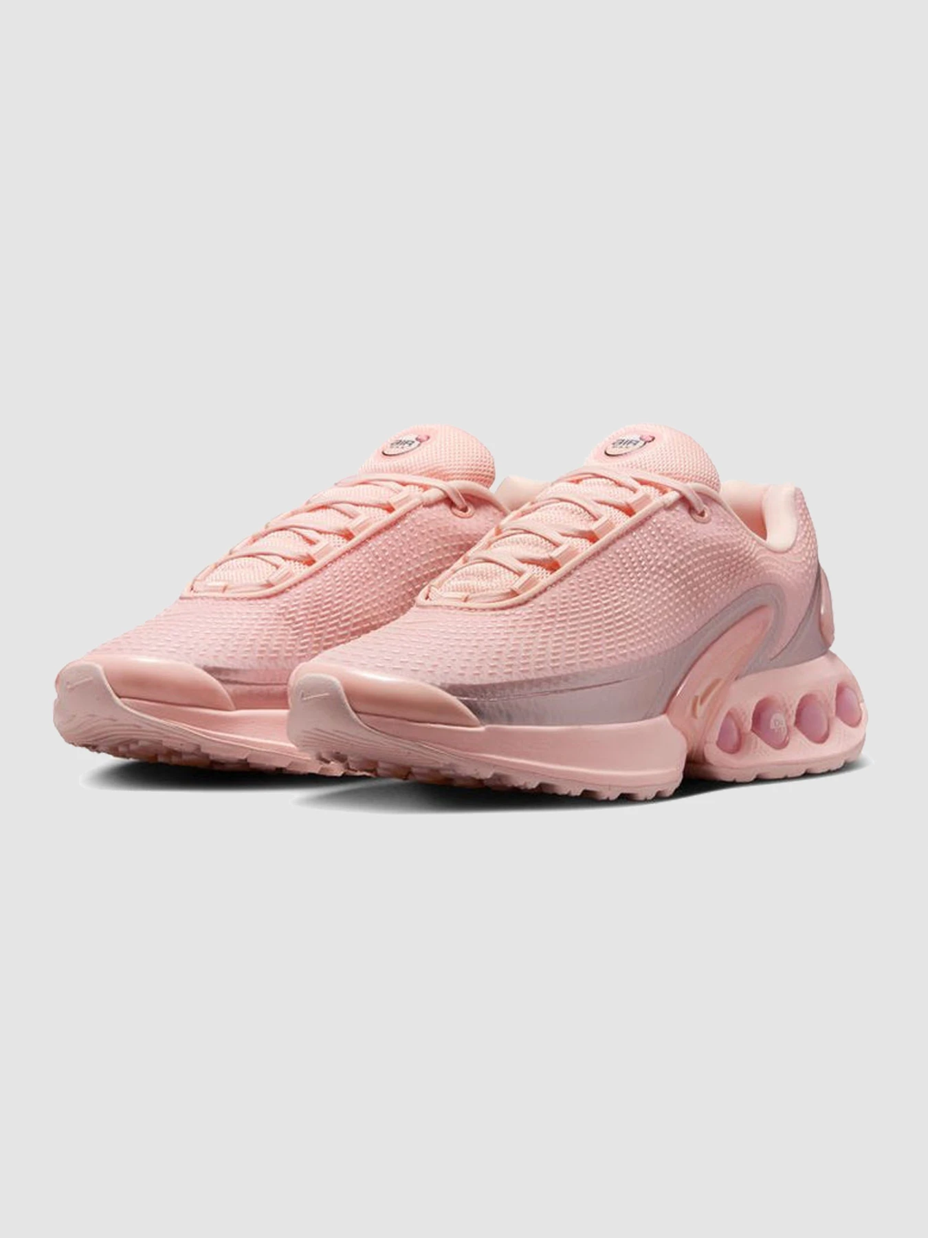 Кроссовки NIKE Air Max Dn модель HV4861-601 Кроссовки NIKE Air Max Dn модель HV4861-601 Фото