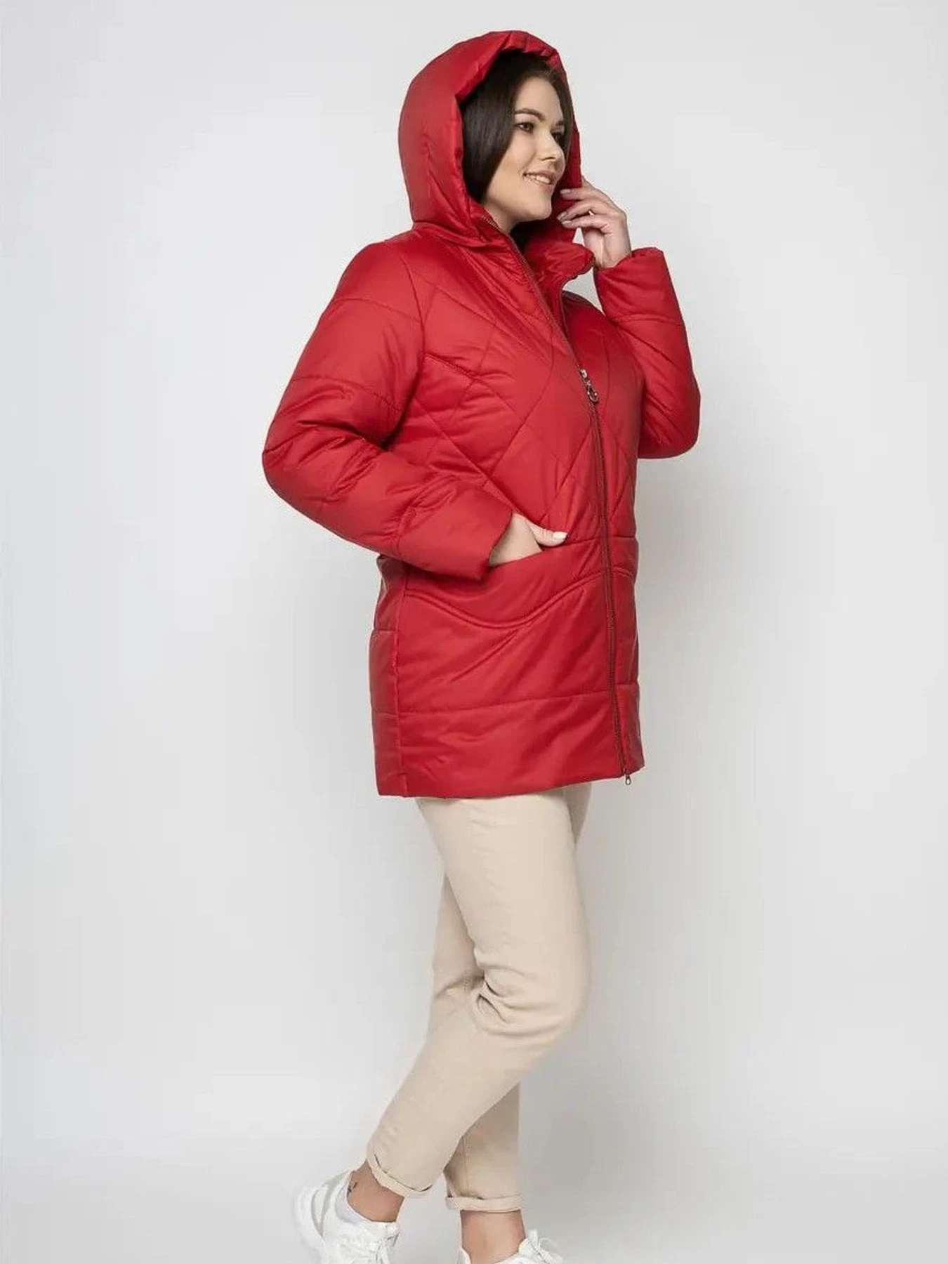 Куртки и дубленки City Fashion Classic модель LR-134-red Куртки и дубленки City Fashion Classic модель LR-134-red Фото