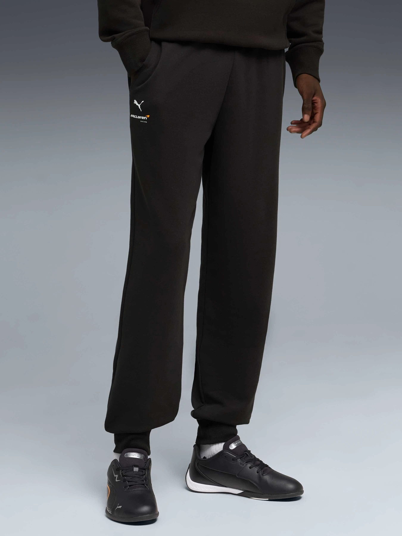 Брюки PUMA Mclaren Ess Pants модель 637453 Фото