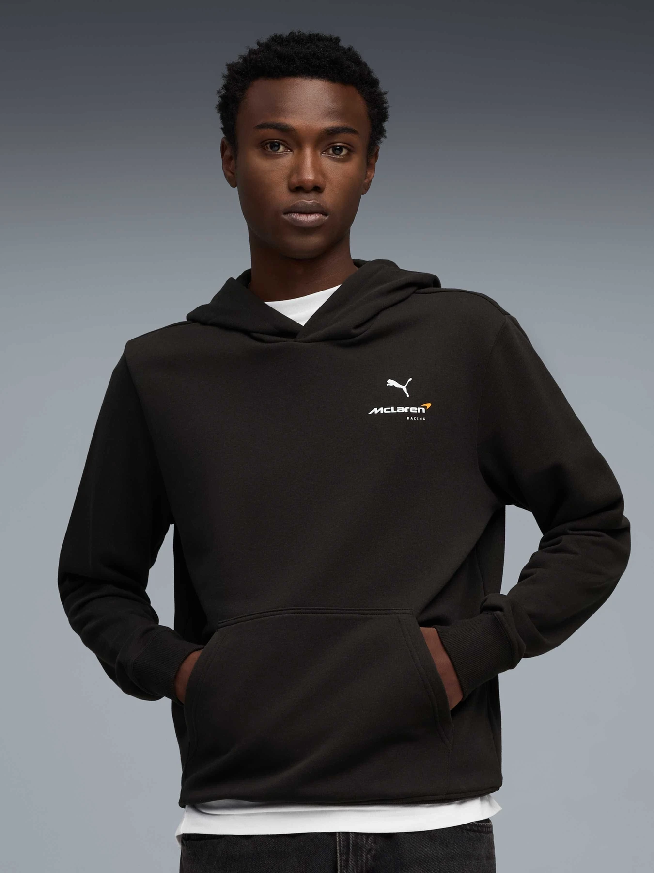 Худи и свитшоты PUMA Mclaren Ess Hoodie модель 637447 Фото