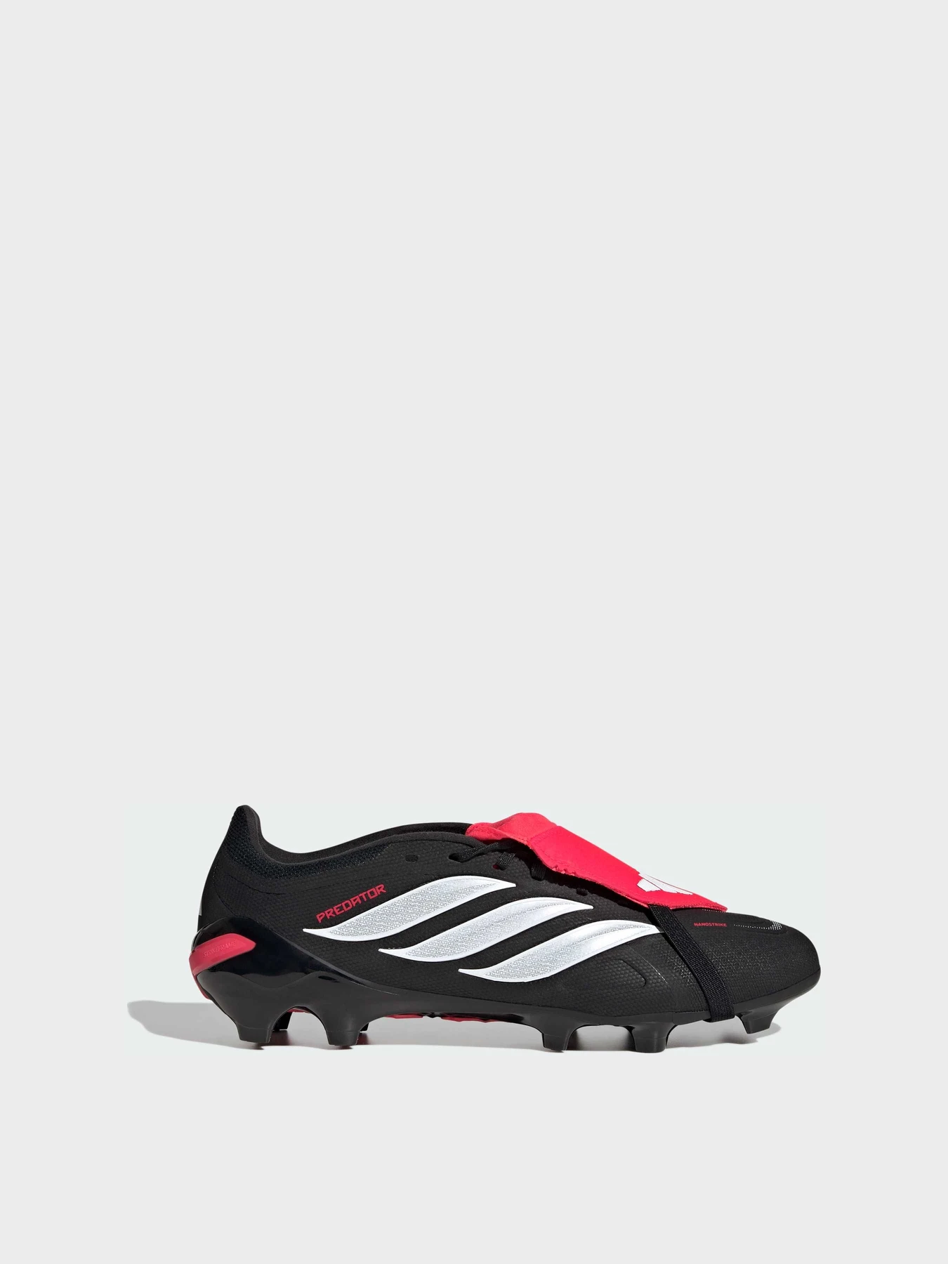 Кросівки Adidas Predator модель JS0425 Фото