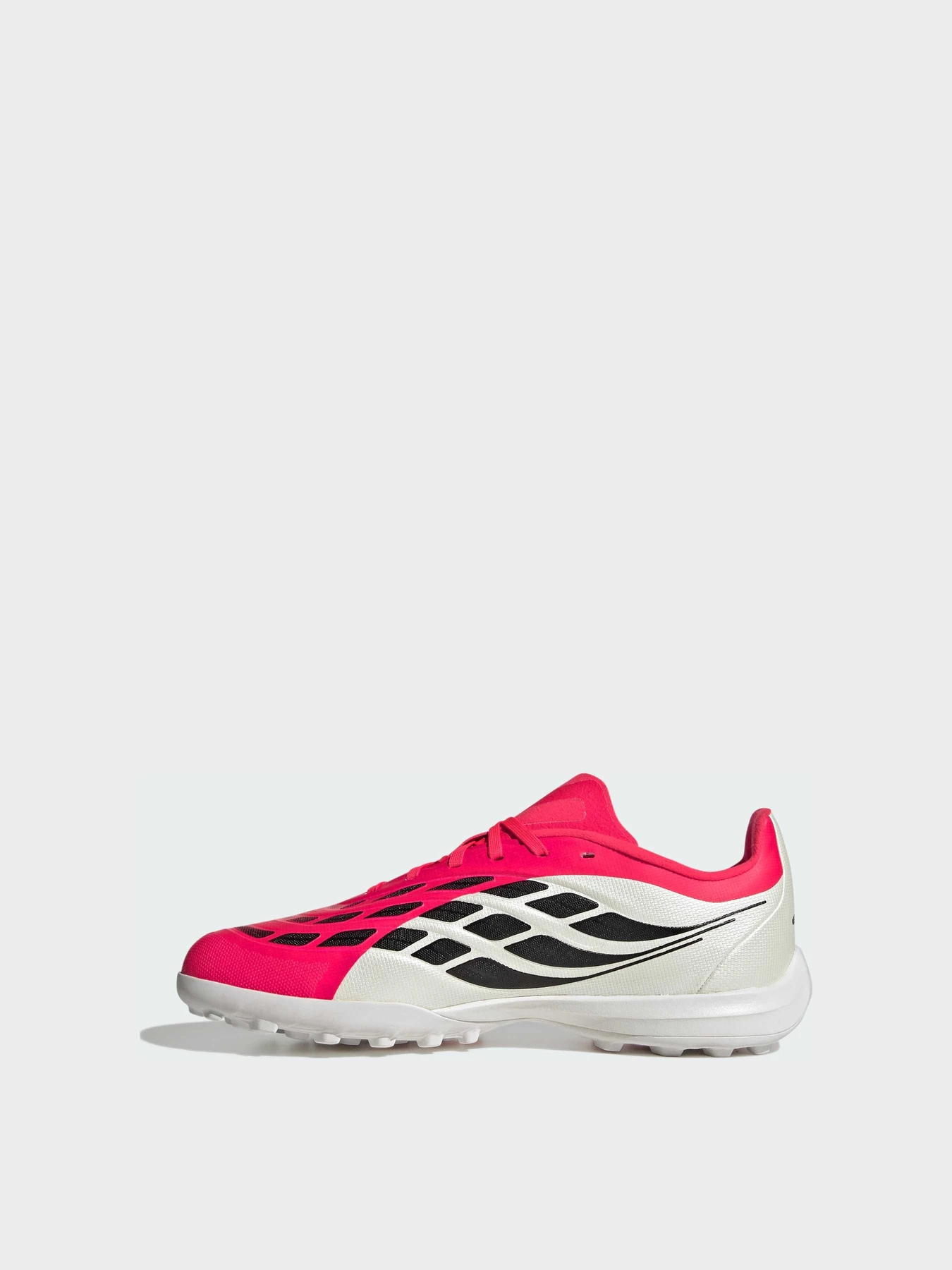 Кроссовки Adidas Predator модель JR7912 Кроссовки Adidas Predator модель JR7912 Фото