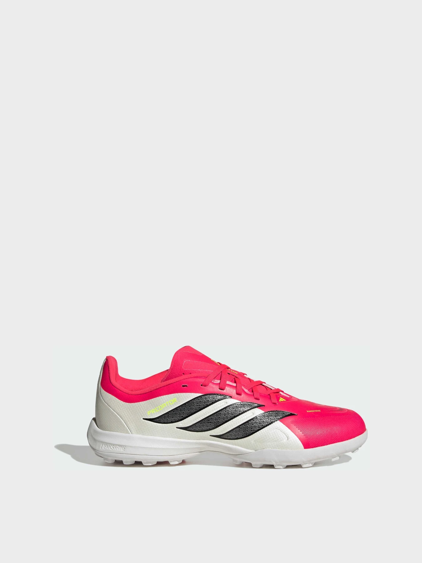 Кроссовки Adidas Predator модель JR7912 Кроссовки Adidas Predator модель JR7912 Фото