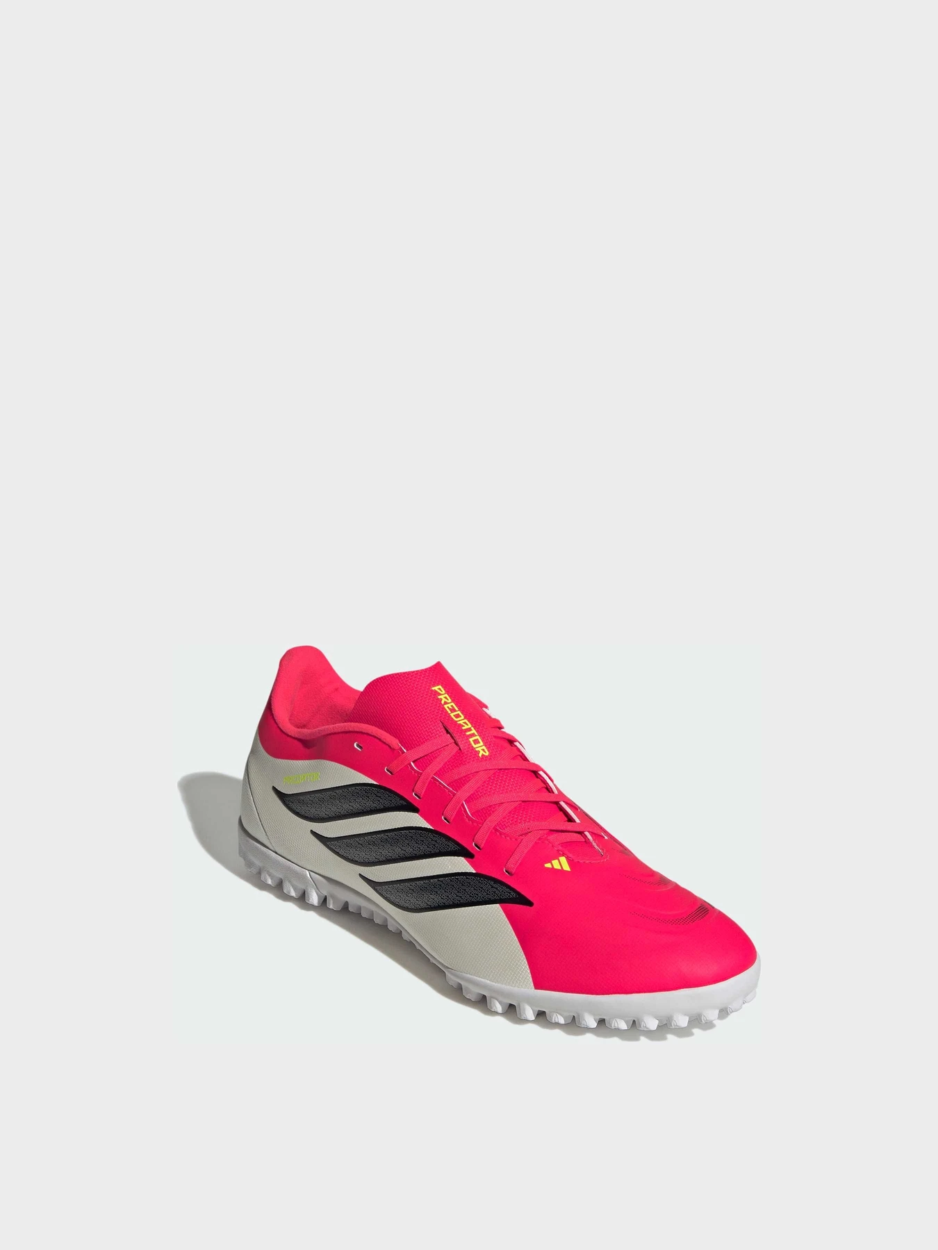 Кросівки Adidas Predator модель JS0356 Фото
