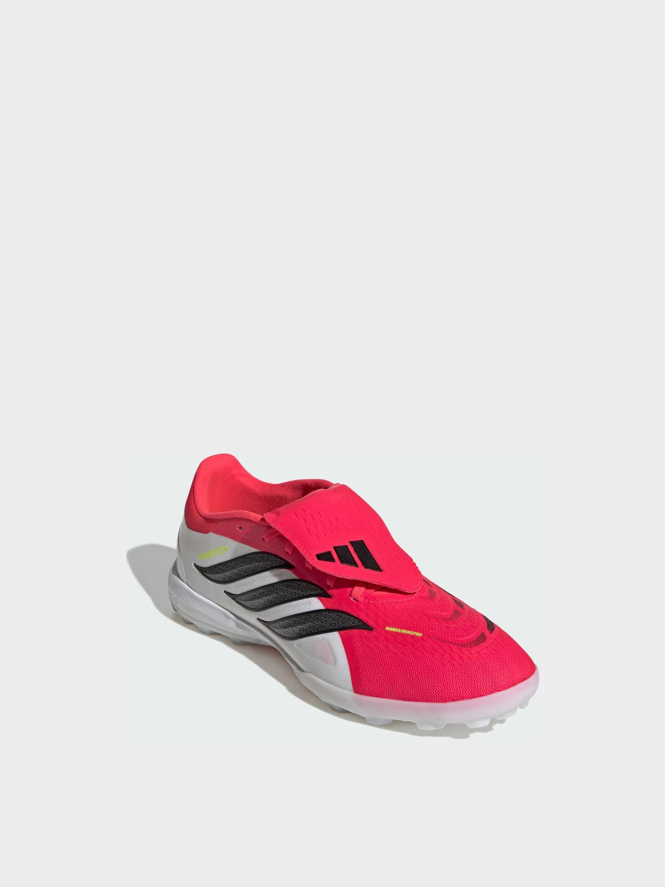 Кросівки Adidas Predator модель JR7866 Кросівки Adidas Predator модель JR7866 Фото
