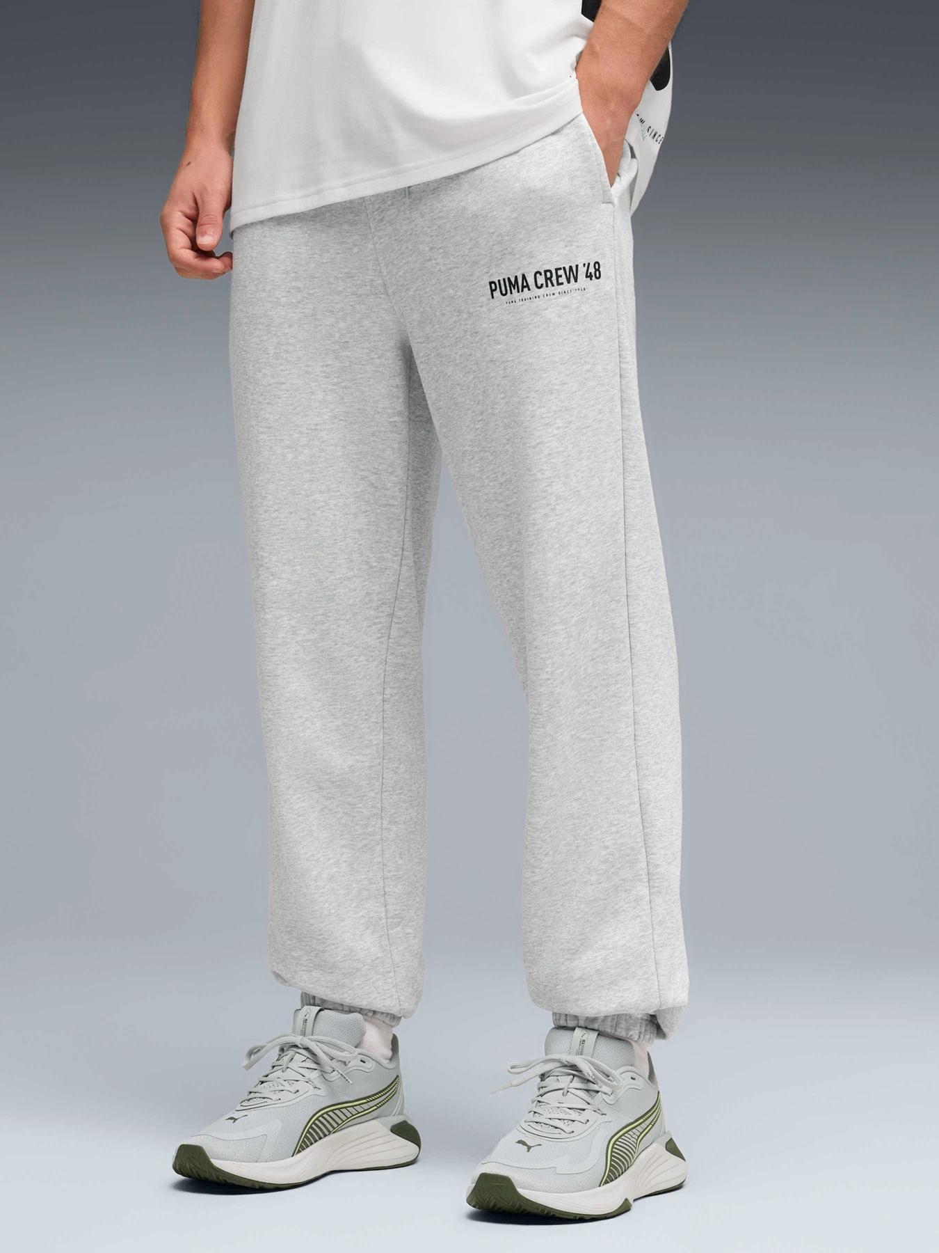 Брюки PUMA M Graphics Frnch Trry Jgger модель 528671 Фото