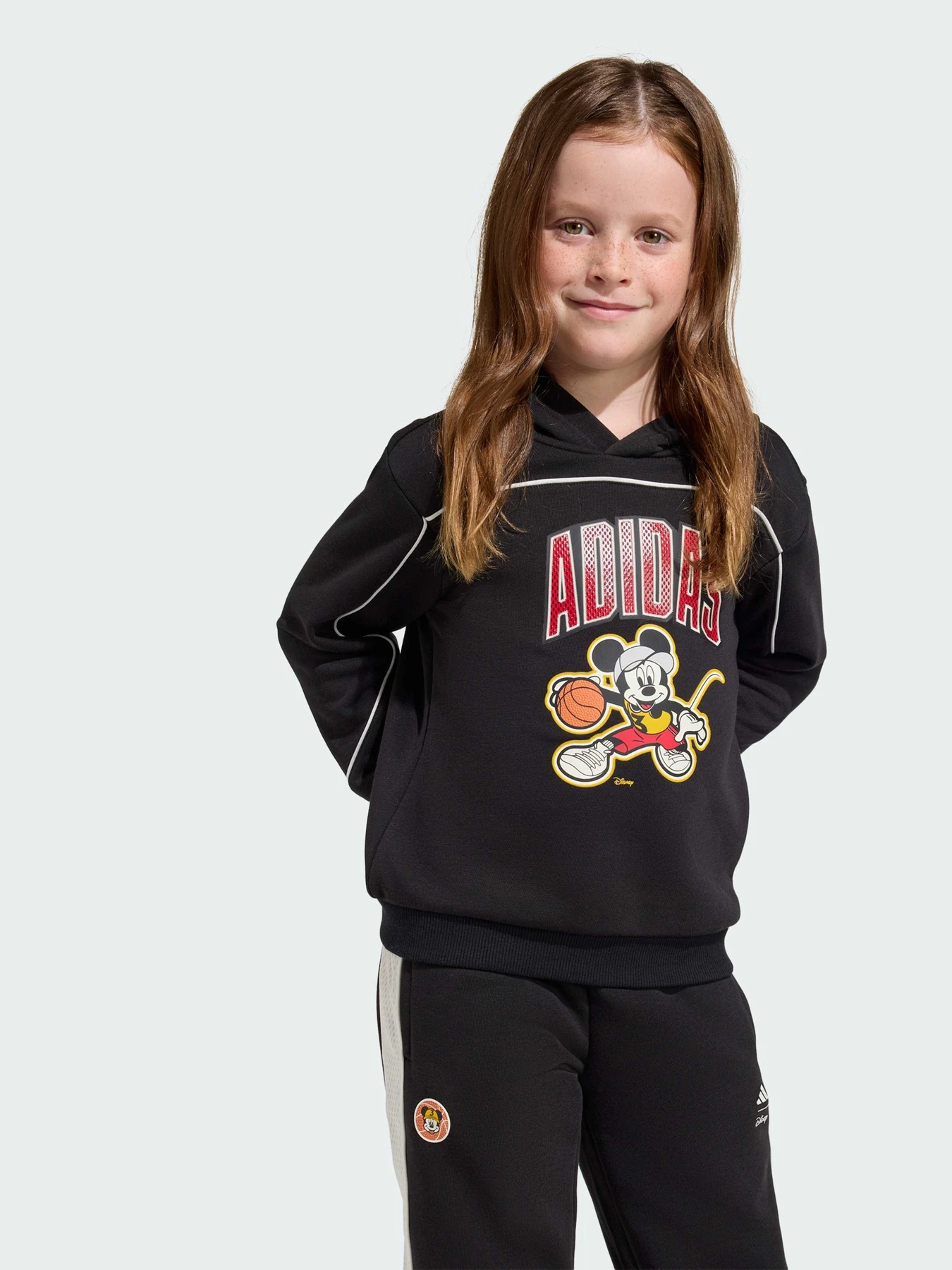 Худи и свитшоты Adidas x Disney модель JZ7670 Худи и свитшоты Adidas x Disney модель JZ7670 Фото
