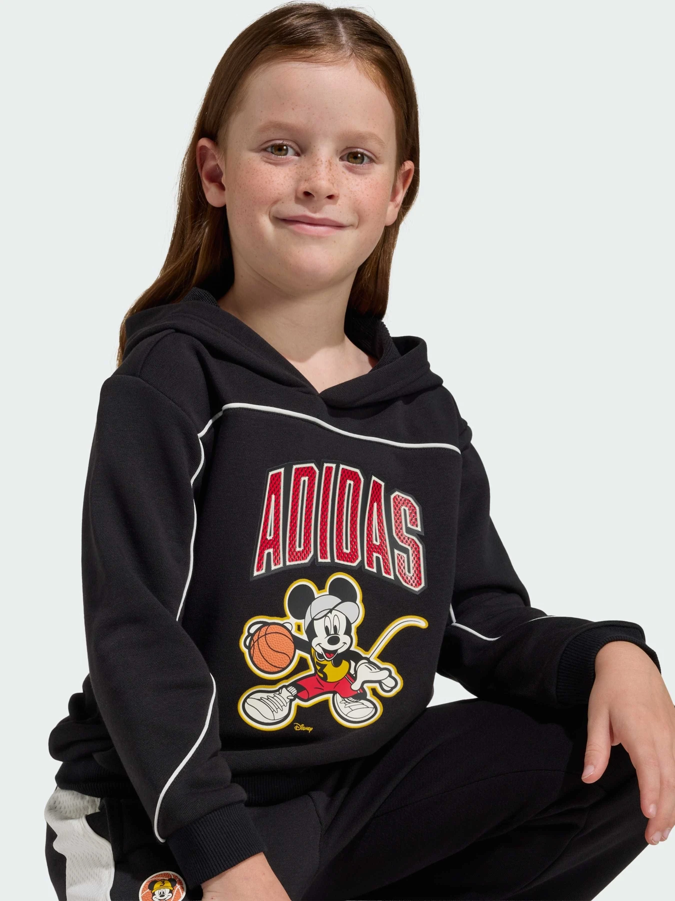Худи и свитшоты Adidas x Disney модель JZ7670 Худи и свитшоты Adidas x Disney модель JZ7670 Фото