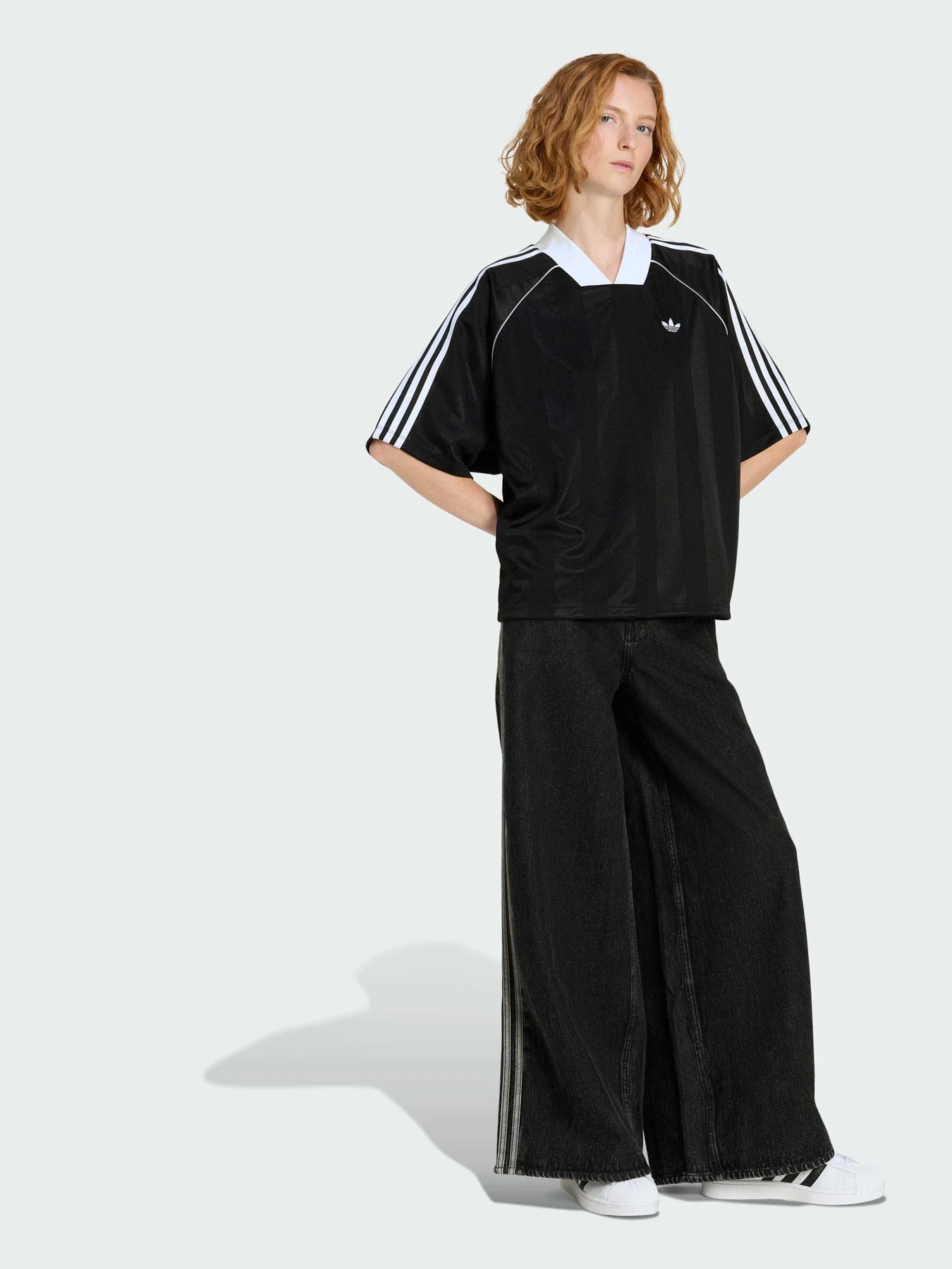 Джинсы Adidas Adicolor модель KD2905 Фото