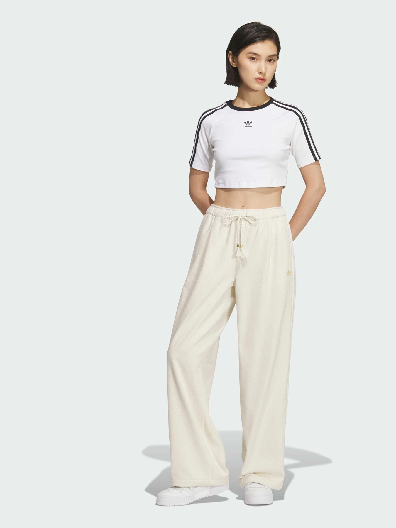 Брюки Adidas модель KT3138 Брюки Adidas модель KT3138 Фото