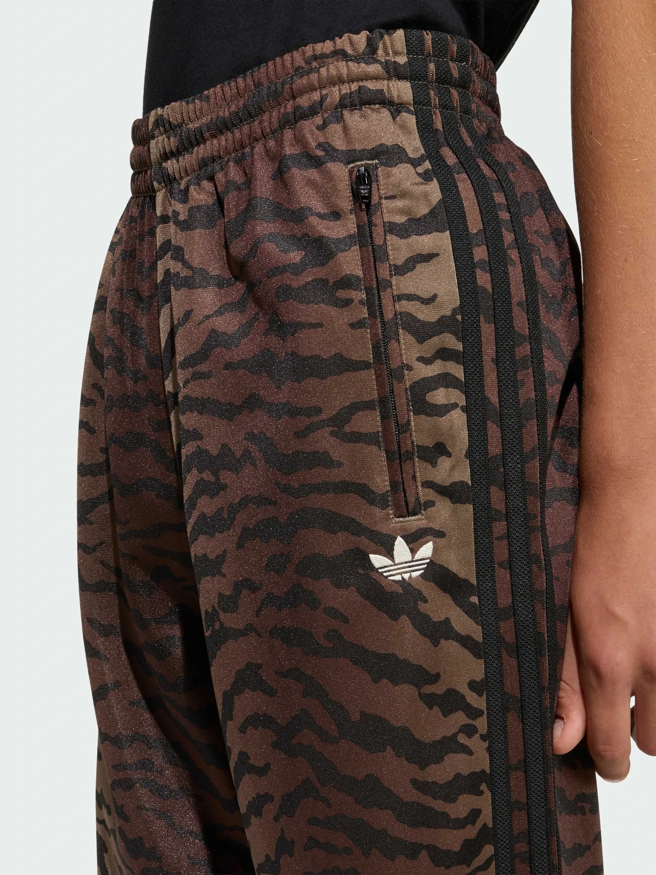 Брюки Adidas Graphics модель KD3200 Фото