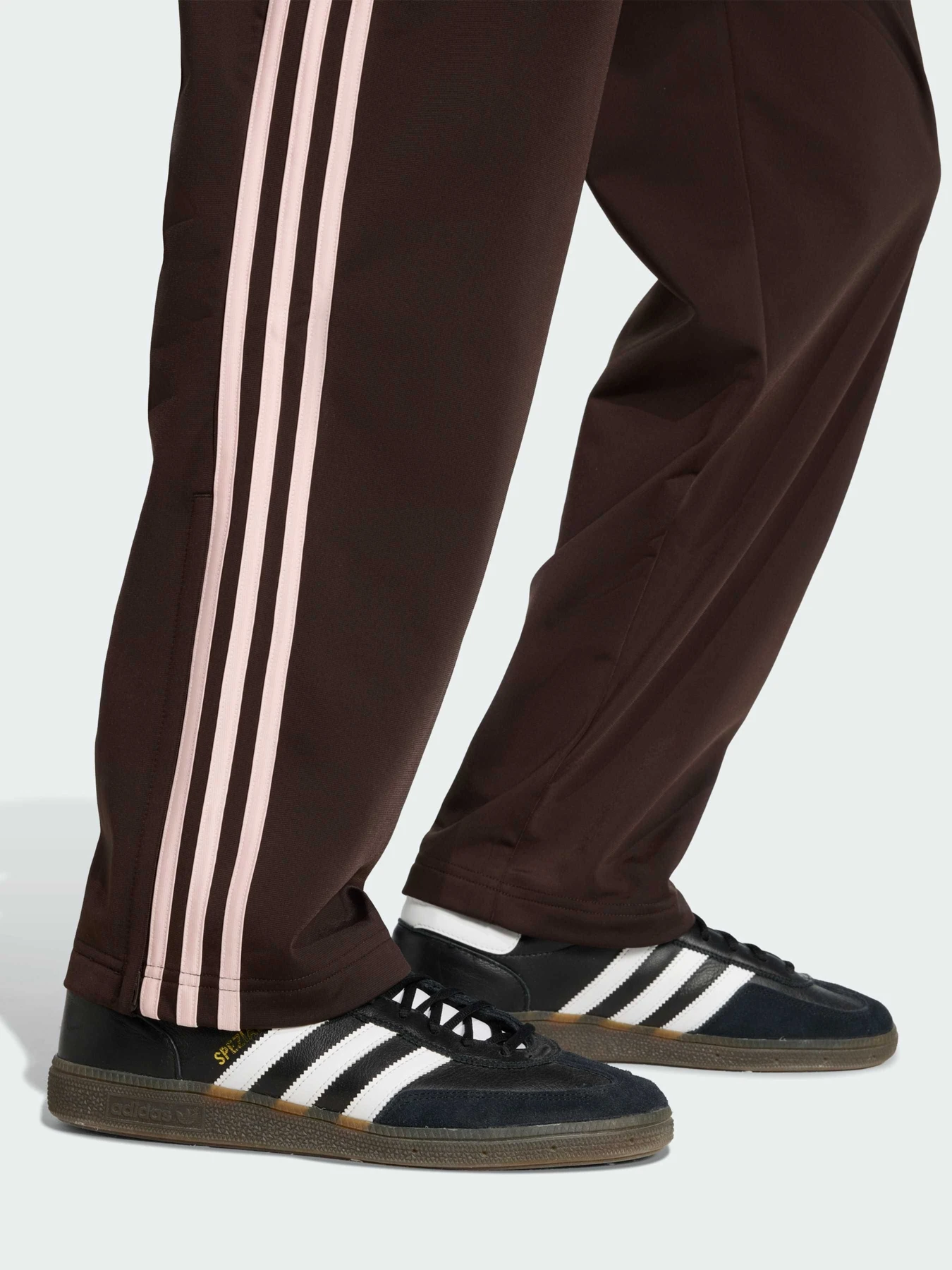 Штани Adidas Adicolor модель KD8321 Фото
