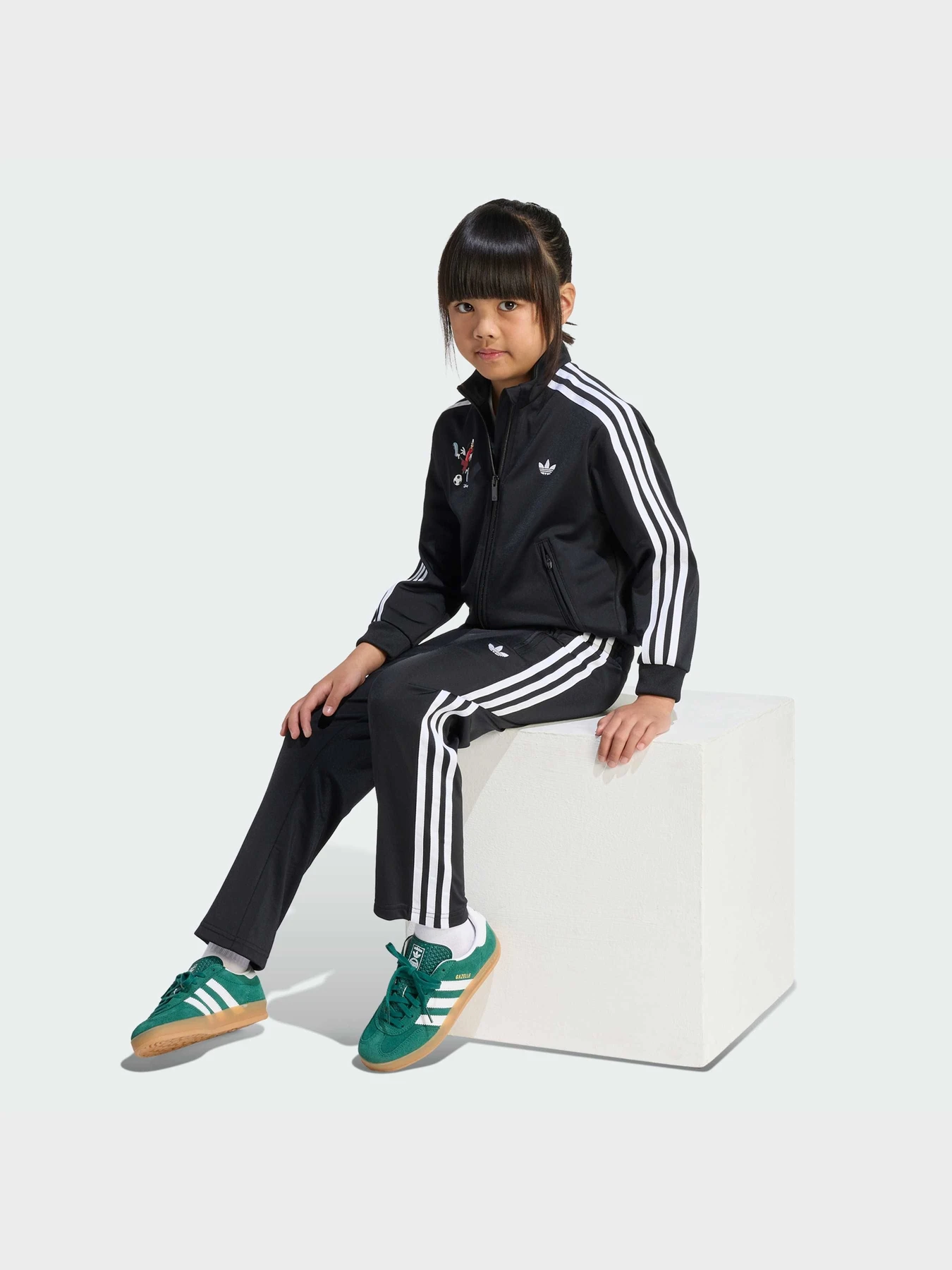Костюмы Adidas x Disney модель KC8433 Фото