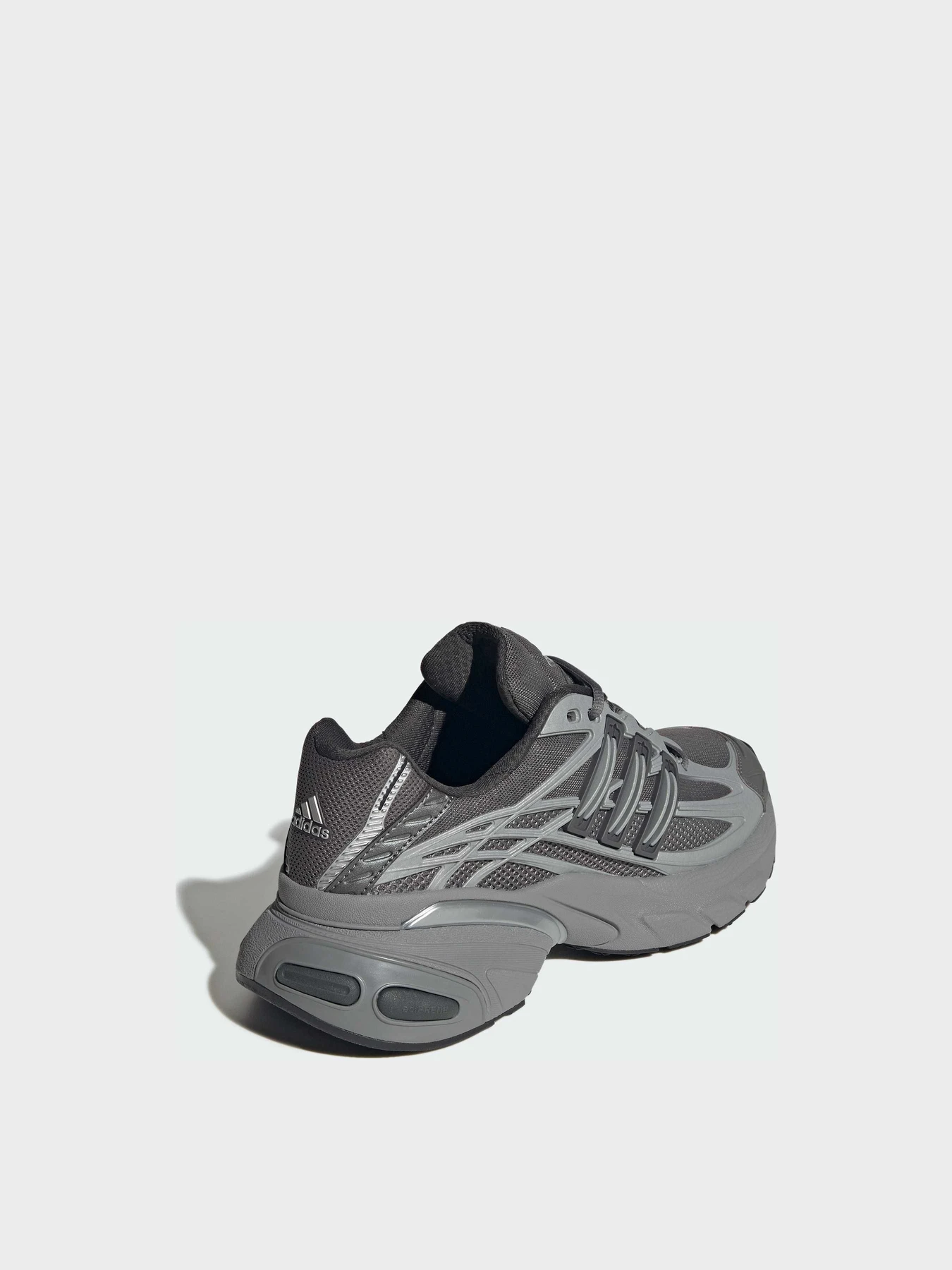 Кроссовки Adidas модель HQ7554 Кроссовки Adidas модель HQ7554 Фото
