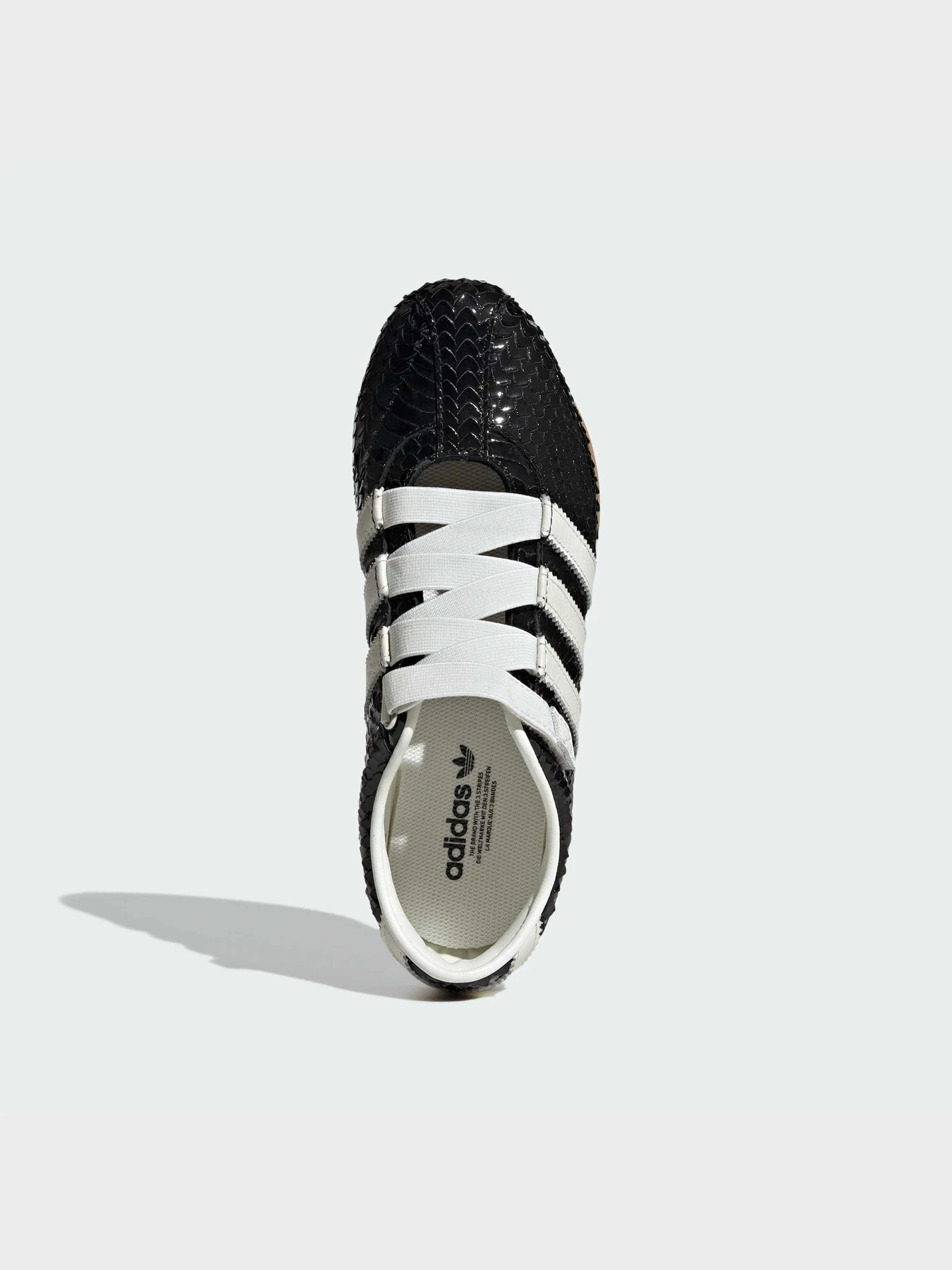 Кроссовки Adidas модель KI4313 Кроссовки Adidas модель KI4313 Фото