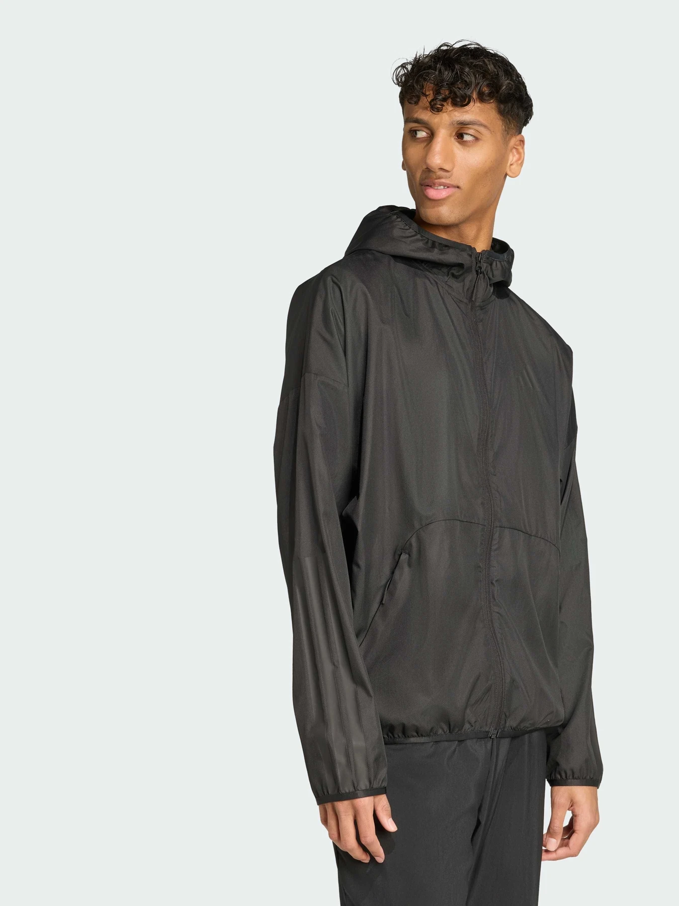 Куртки и дубленки Adidas модель JM3896 Фото