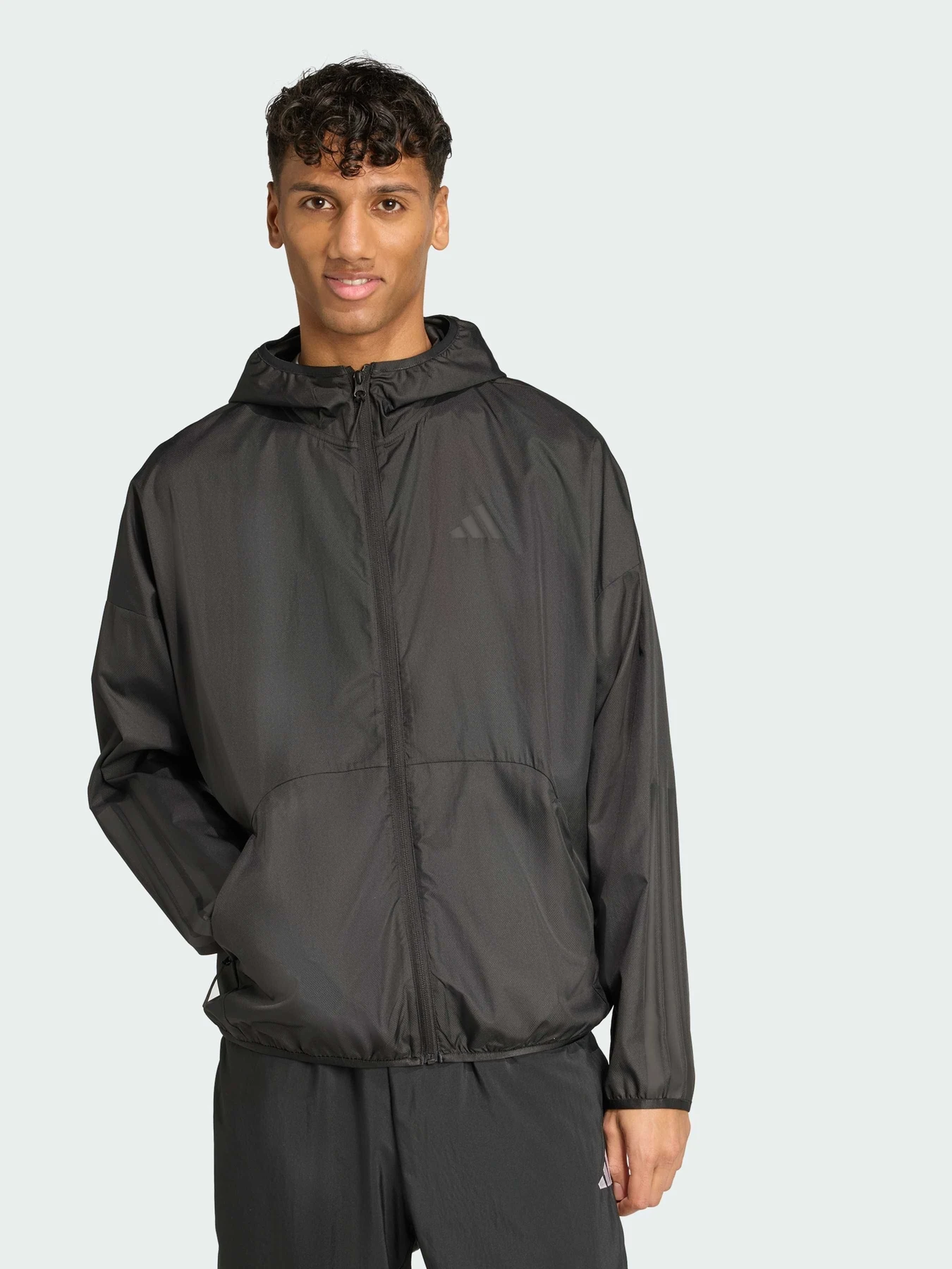 Куртки и дубленки Adidas модель JM3896 Фото