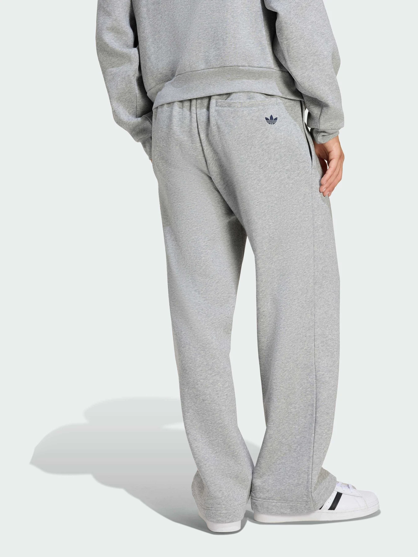 Штани Adidas Graphics модель KE2241 Фото