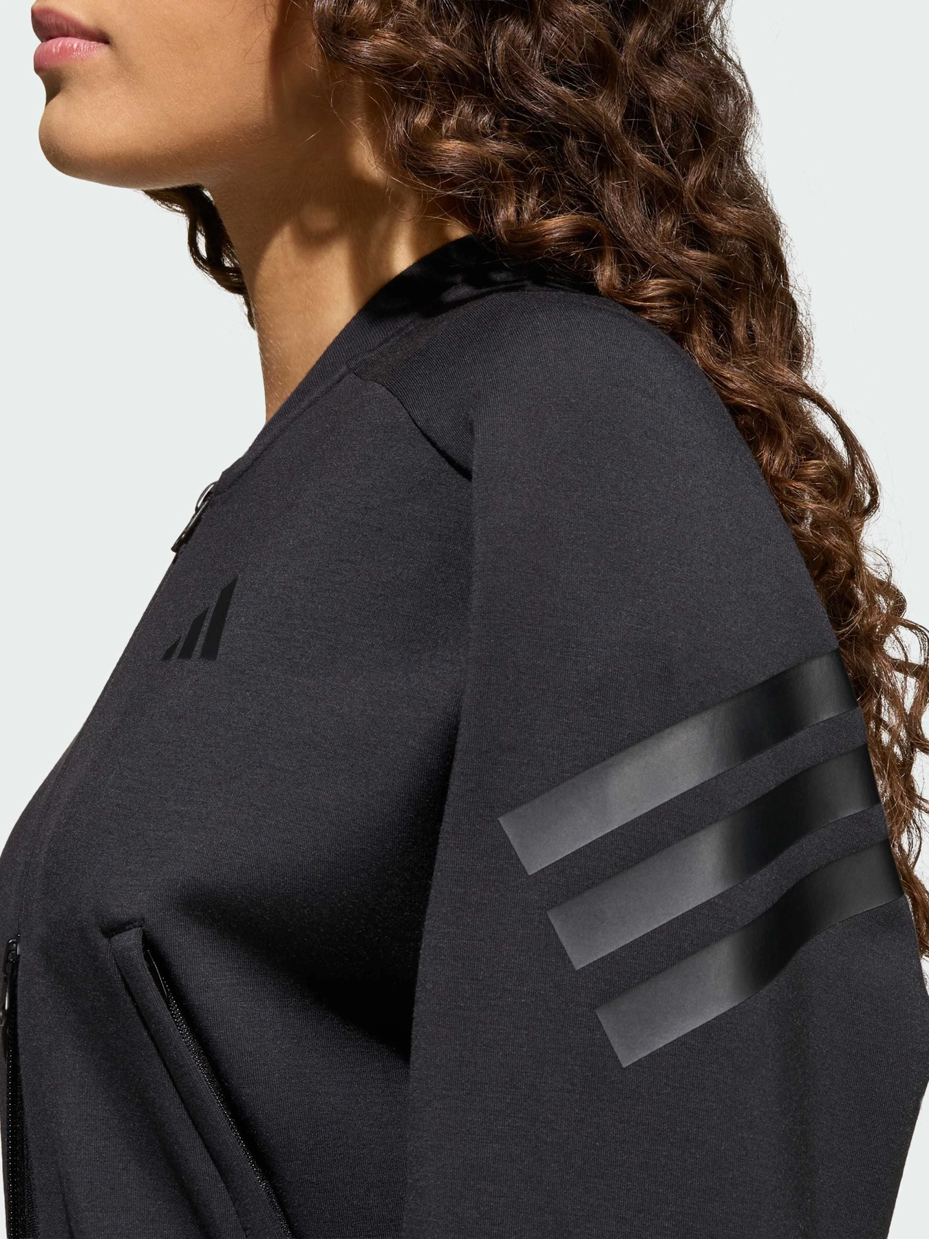 Худи и свитшоты Adidas Культовые силуэты модель KR2253 Худи и свитшоты Adidas Культовые силуэты модель KR2253 Фото