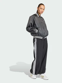 Куртки и дубленки Adidas модель JZ6919 Фото