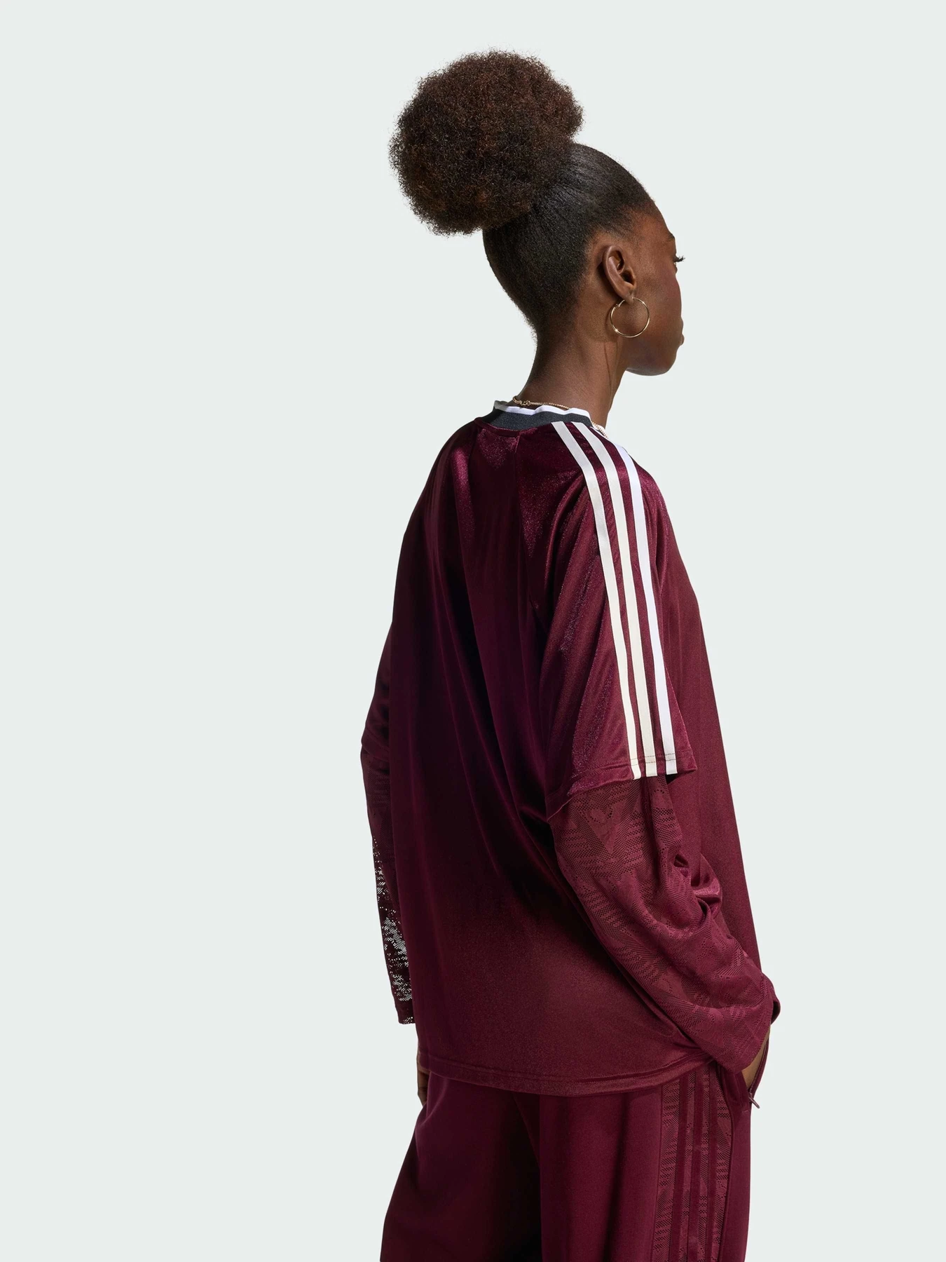 Худи и свитшоты Adidas модель KC6432 Худи и свитшоты Adidas модель KC6432 Фото
