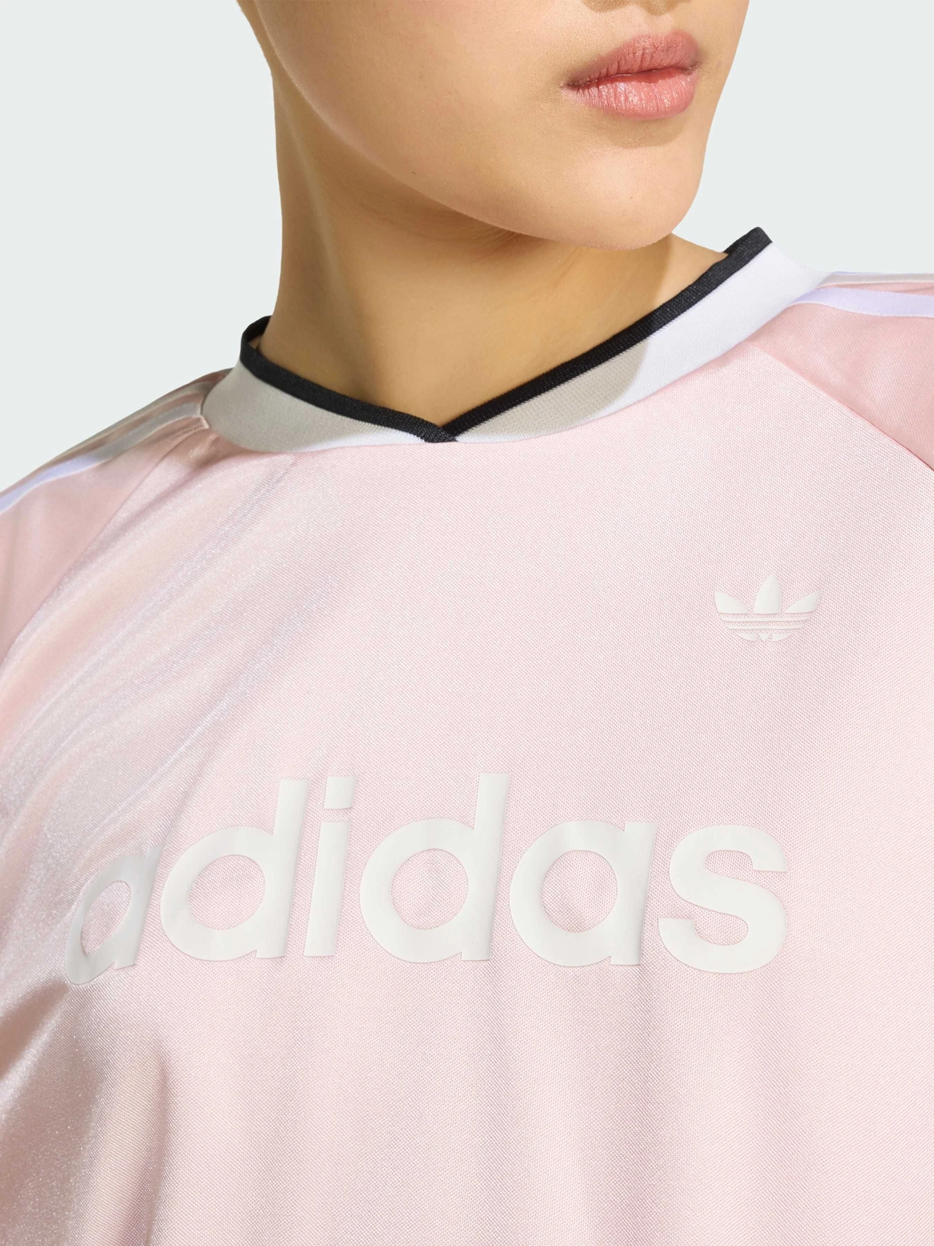 Худи и свитшоты Adidas модель KC6433 Худи и свитшоты Adidas модель KC6433 Фото