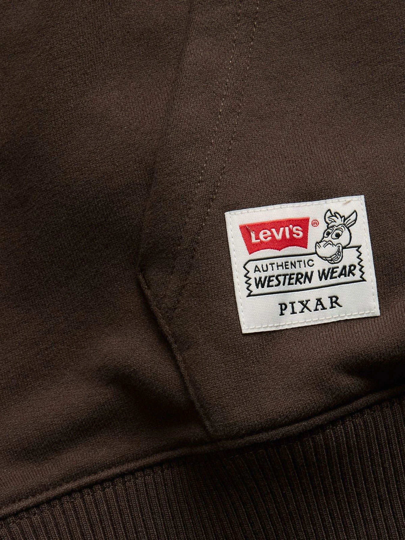 Худі та світшоти Levi's модель 0034R;0000 Худі та світшоти Levi's модель 0034R;0000 Фото