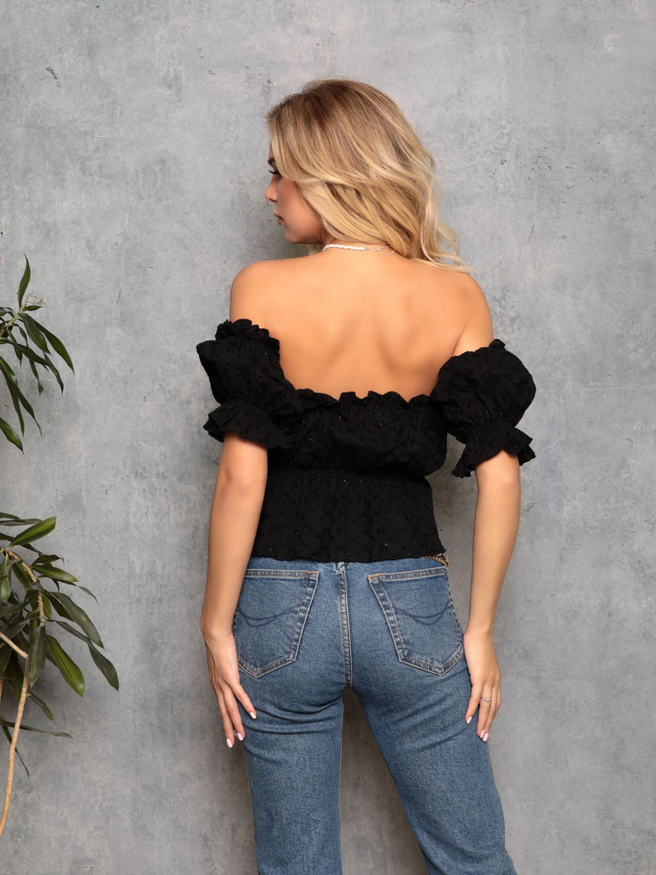 Футболки и поло ISSA Plus модель 12758_black Футболки и поло ISSA Plus модель 12758_black Фото