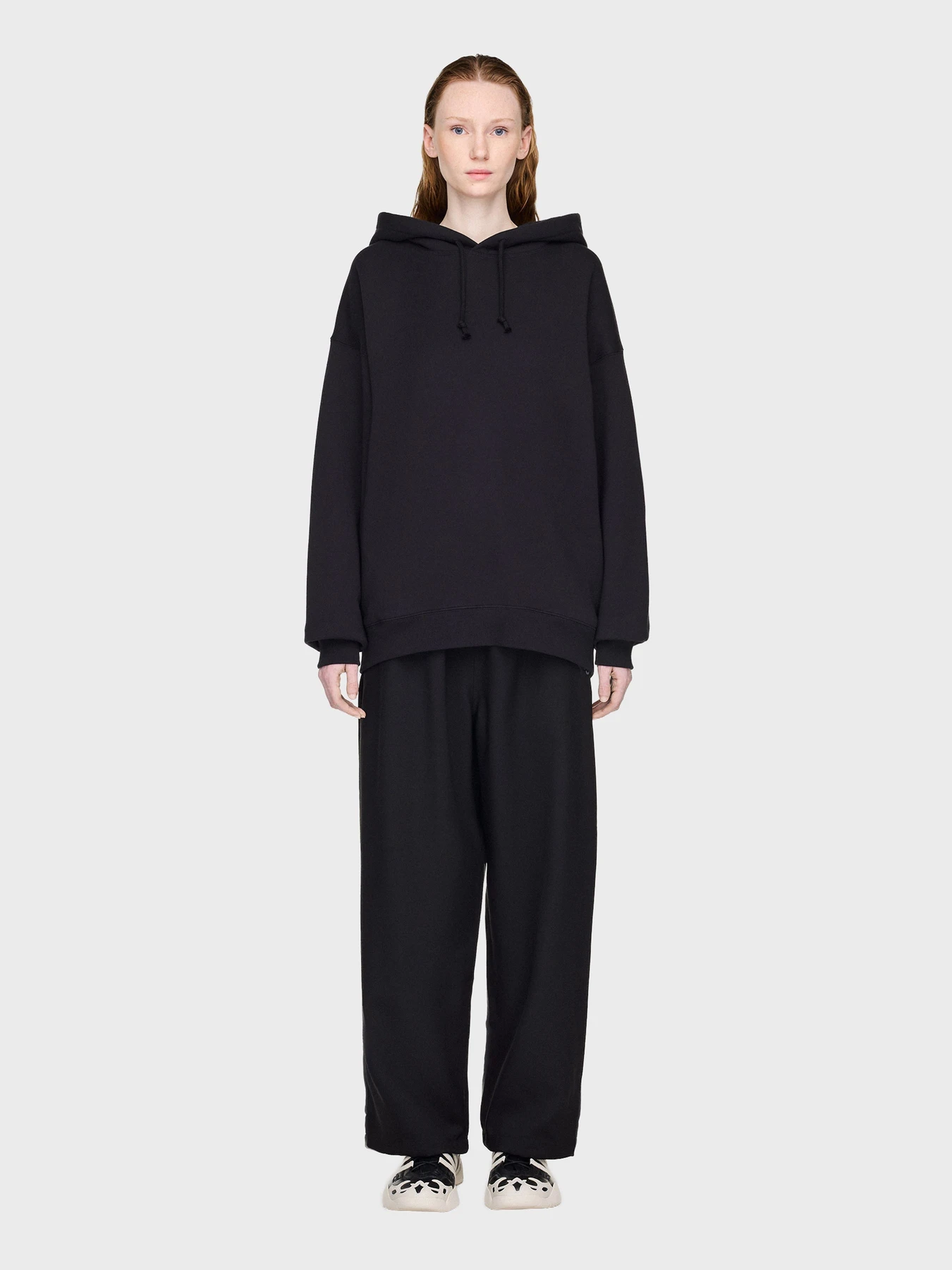 Худи и свитшоты Adidas модель JX4748 Худи и свитшоты Adidas модель JX4748 Фото