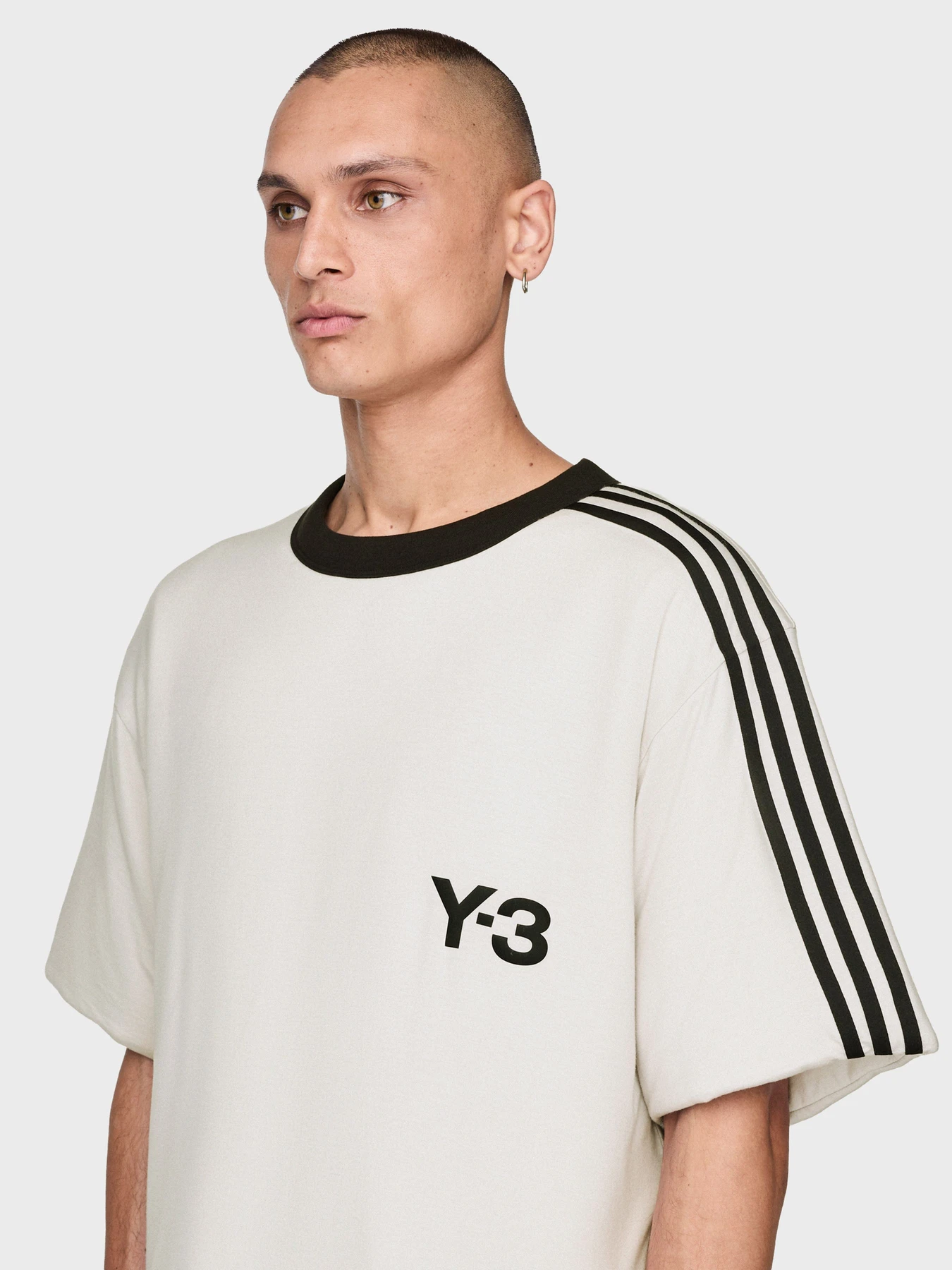Футболки и поло Adidas Y-3 модель KD4759 Футболки и поло Adidas Y-3 модель KD4759 Фото