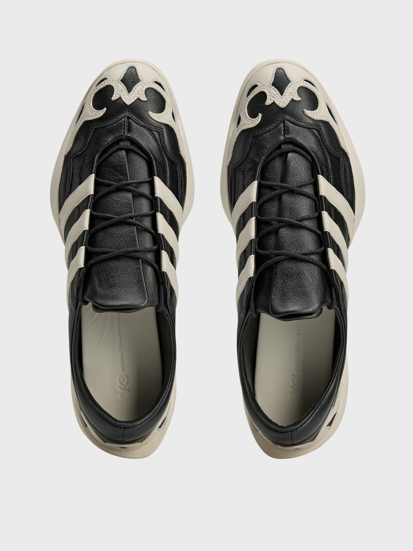 Кросівки Adidas Y-3 модель JR3600 Фото