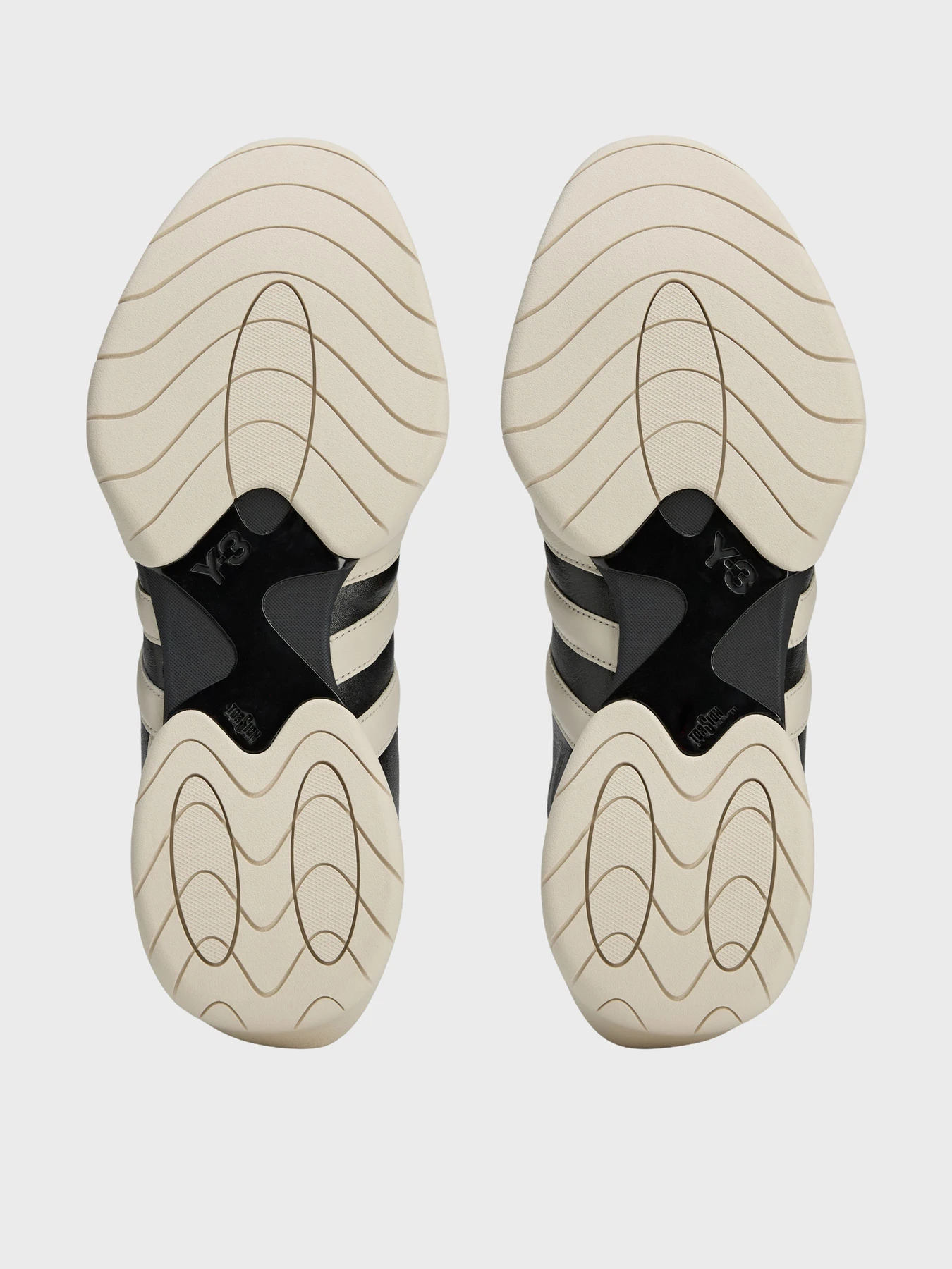 Кросівки Adidas Y-3 модель JR3600 Фото