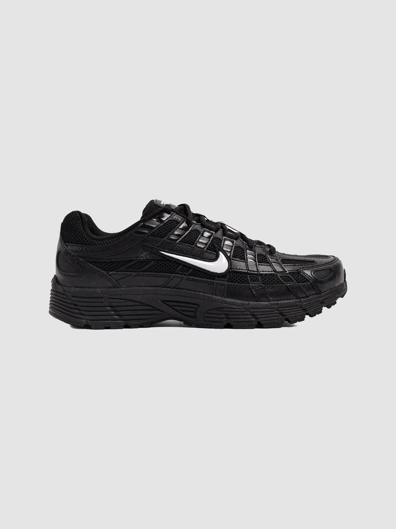 Кроссовки NIKE P-6000 модель HF1052-010 Кроссовки NIKE P-6000 модель HF1052-010 Фото