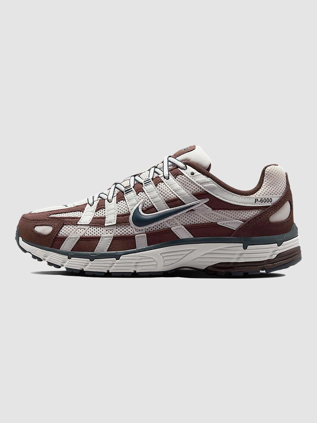 Кросівки NIKE P-6000 Phantom Brown модель HV8972-001 Кросівки NIKE P-6000 Phantom Brown модель HV8972-001 Фото