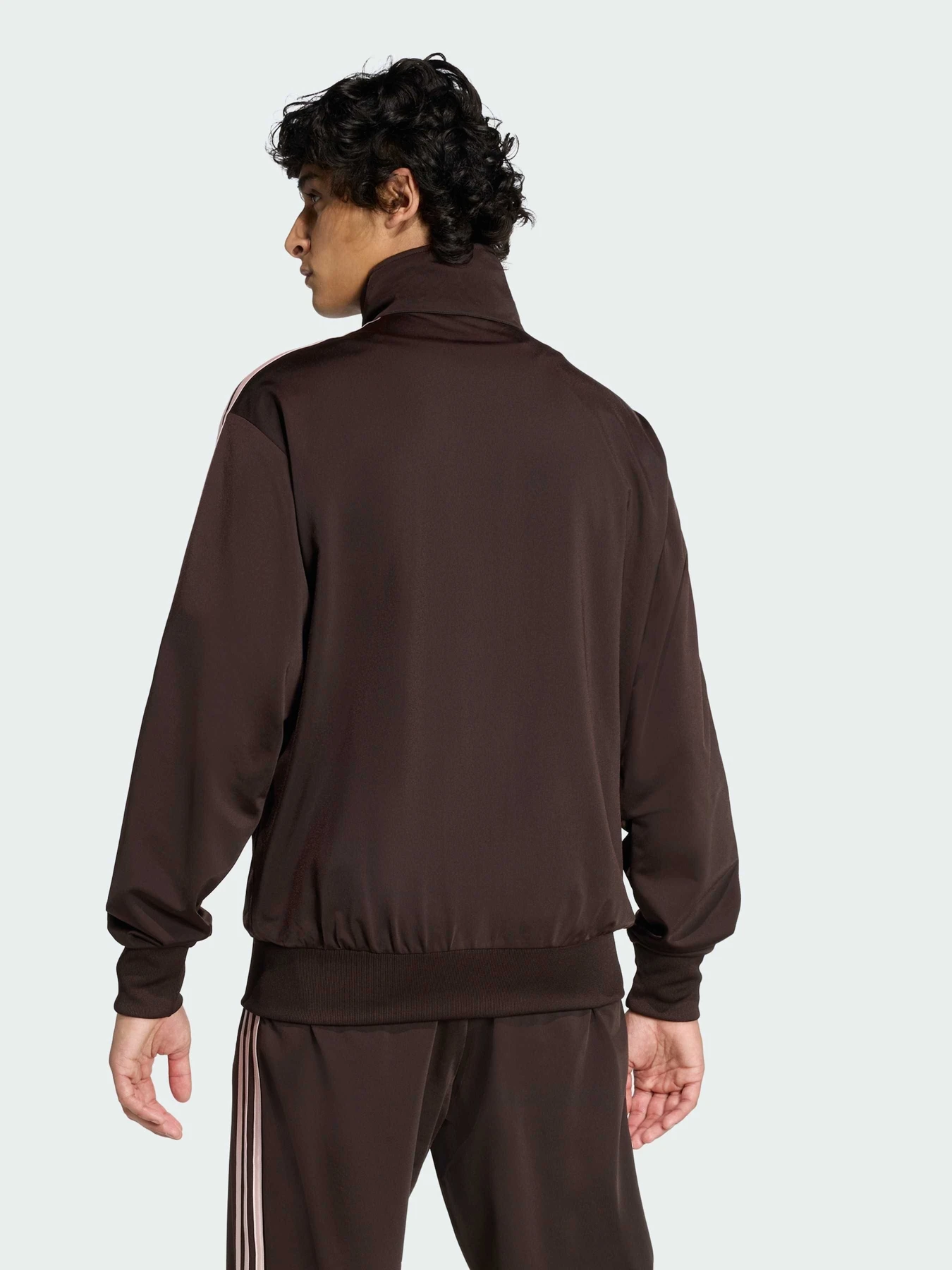 Худи и свитшоты Adidas Adicolor модель KD8309 Худи и свитшоты Adidas Adicolor модель KD8309 Фото