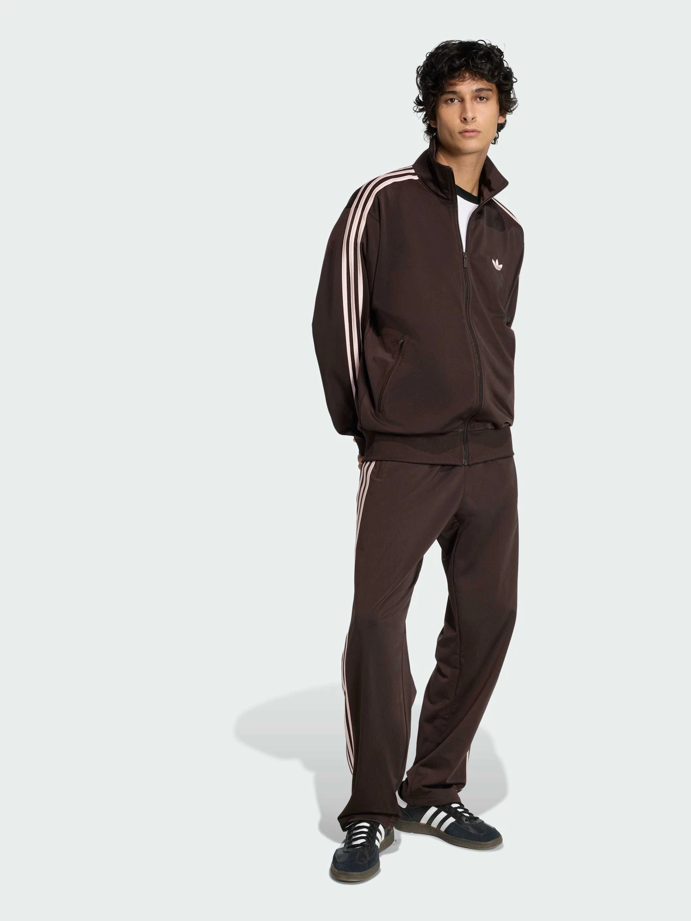 Худи и свитшоты Adidas Adicolor модель KD8309 Худи и свитшоты Adidas Adicolor модель KD8309 Фото