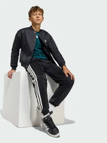 Куртки и дубленки Adidas модель KG1000 Фото