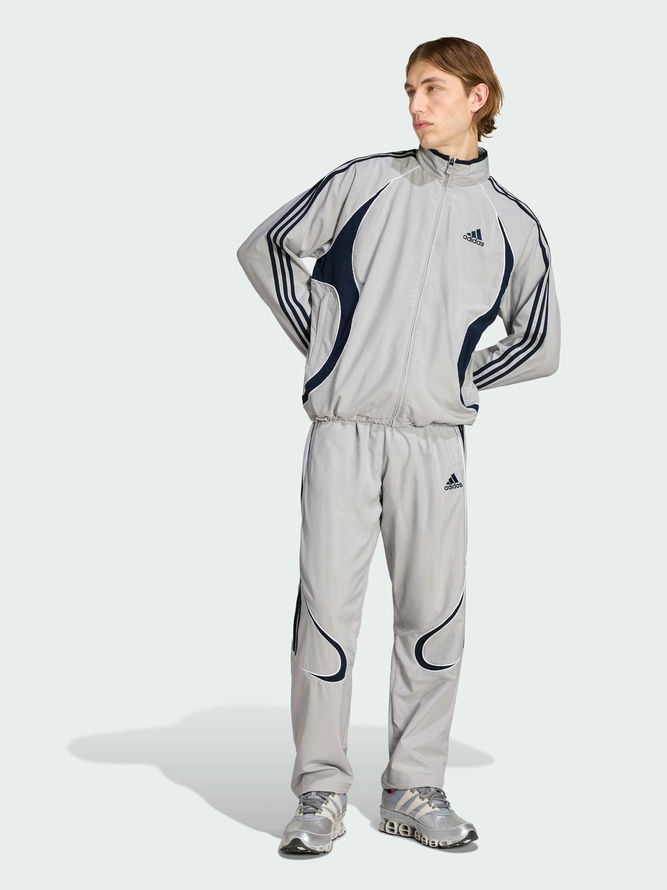 Брюки Adidas Adicolor модель KD5864 Брюки Adidas Adicolor модель KD5864 Фото