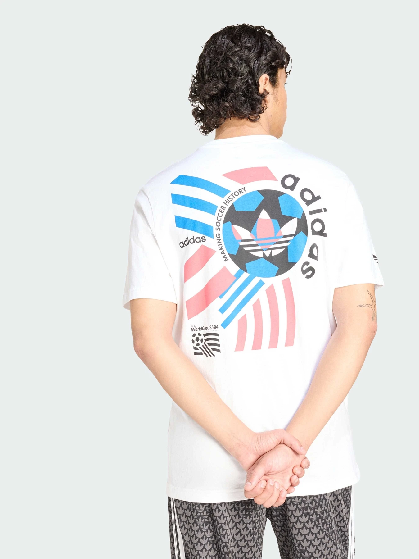 Футболки и поло Adidas Graphics модель KD1424 Фото