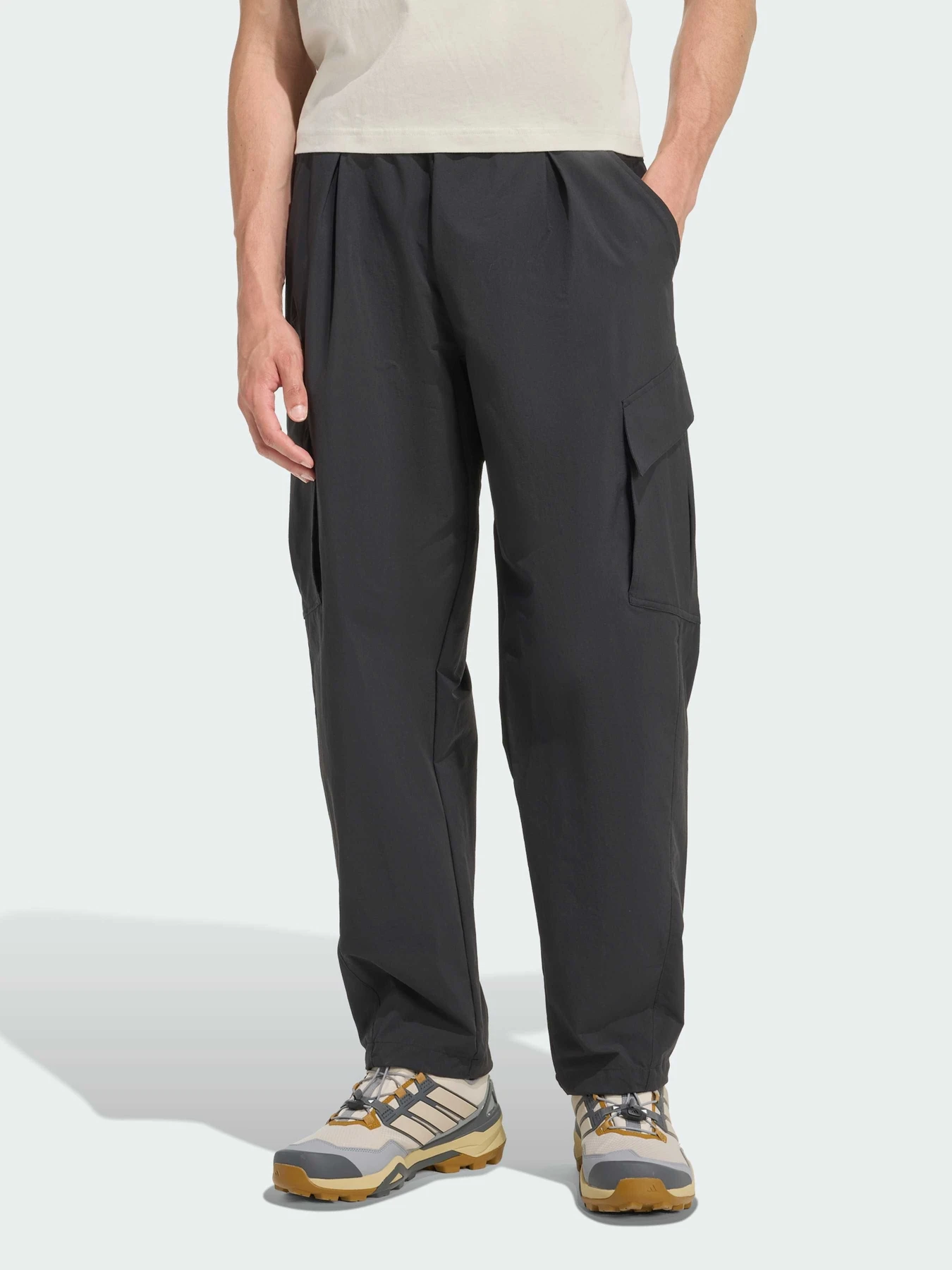 Брюки Adidas модель KE4998 Брюки Adidas модель KE4998 Фото