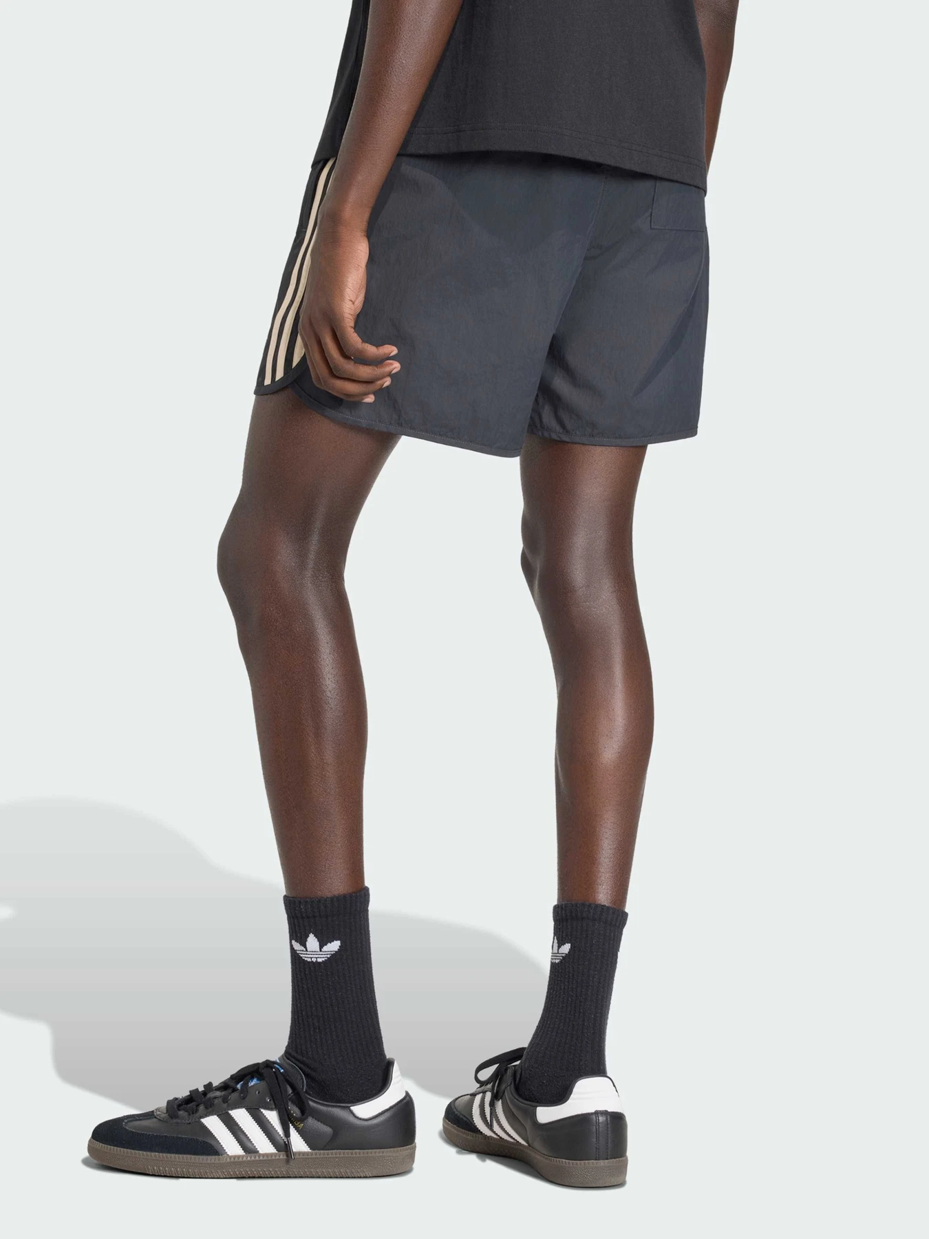 Шорты Adidas Adicolor модель KE1658 Фото
